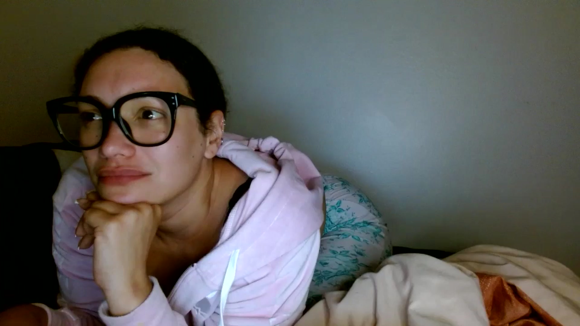 Gallery image thumbnail from Scar__lett's myfreecams stream on, 03/06/2026, 07:57 image 10 of 20