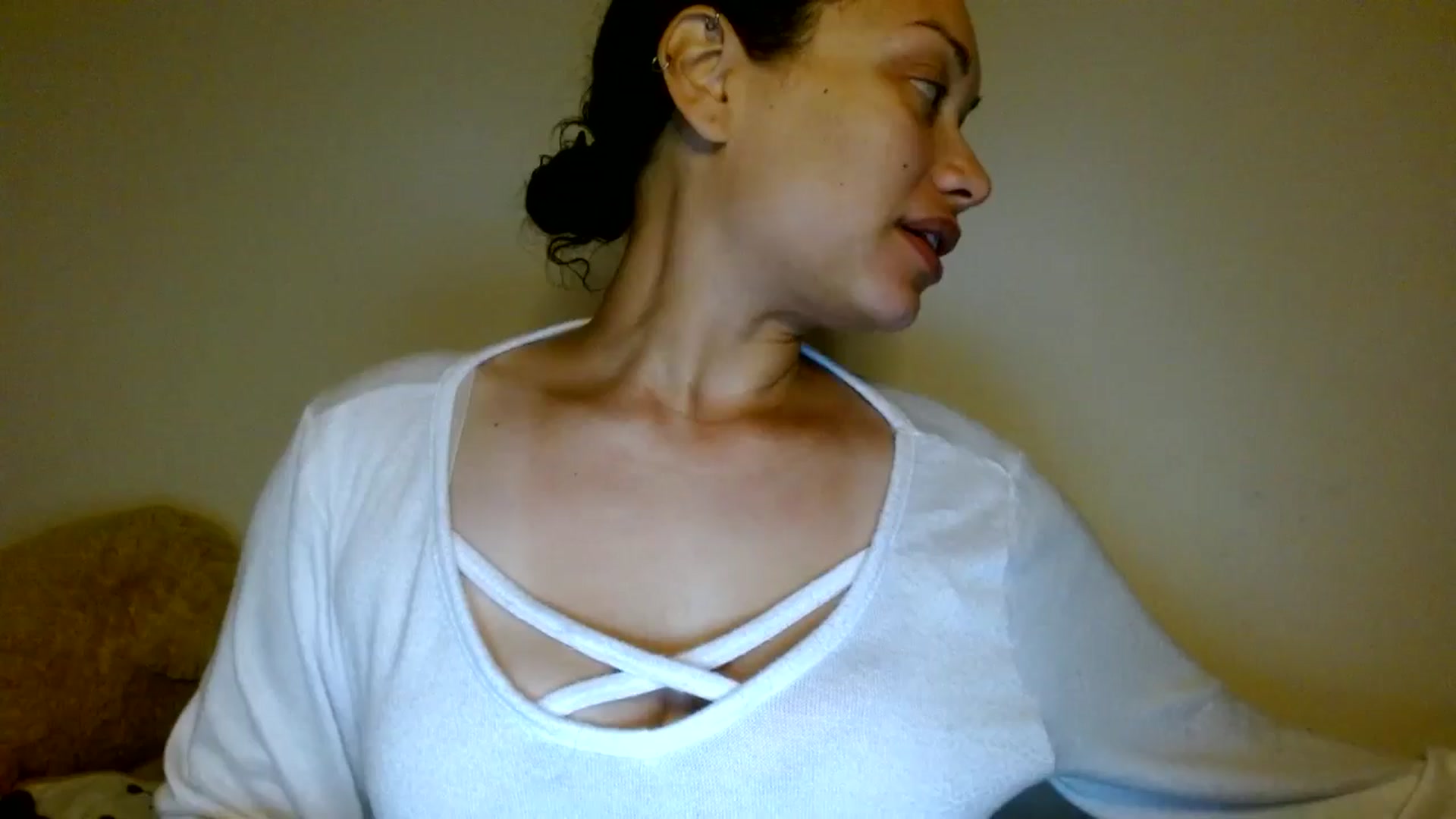 Gallery image thumbnail from Scar__lett's myfreecams stream on, 03/25/2026, 08:49 image 18 of 20