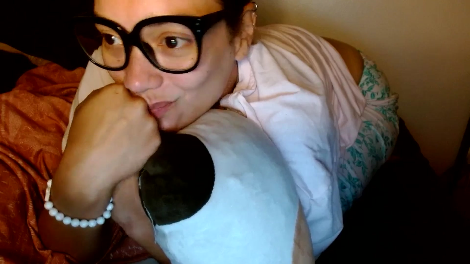 Gallery image thumbnail from Scar__lett's myfreecams stream on, 04/11/2026, 10:27 image 17 of 20