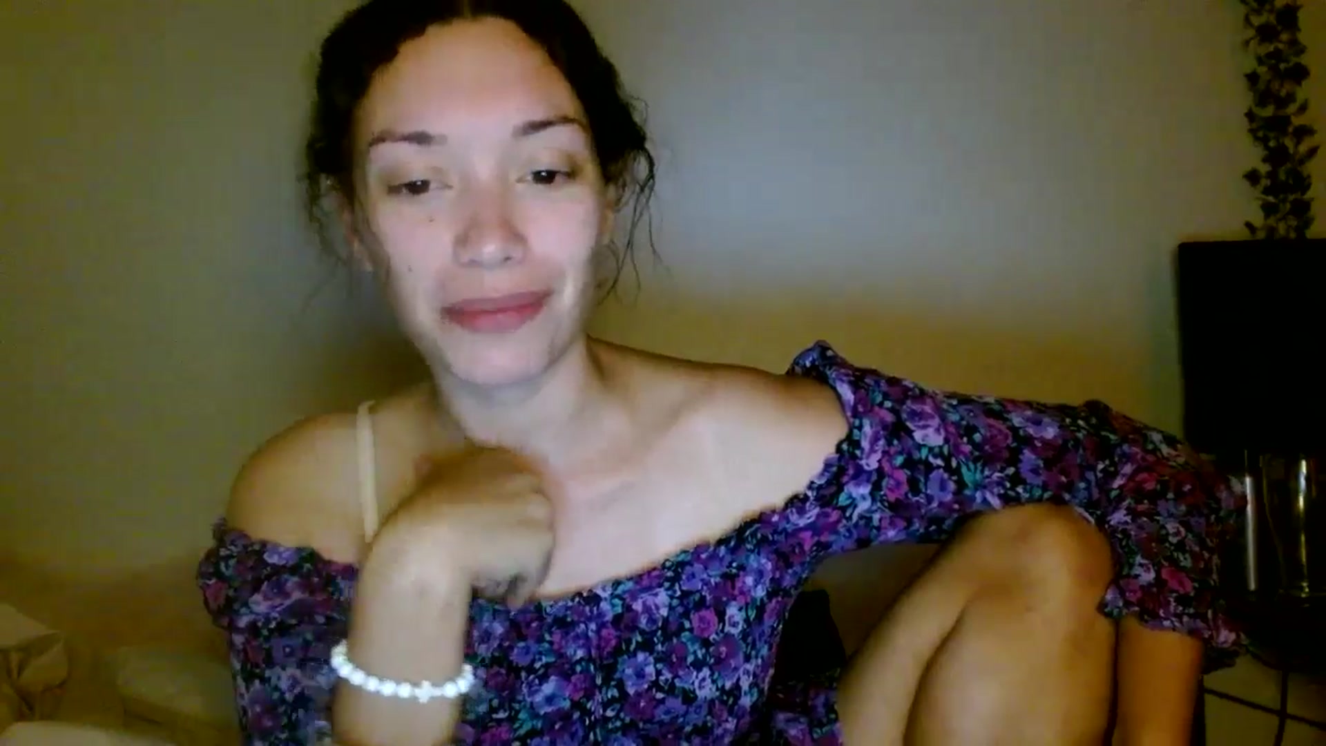 Gallery image thumbnail from Scar__lett's myfreecams stream on, 04/17/2026, 10:28 image 17 of 20