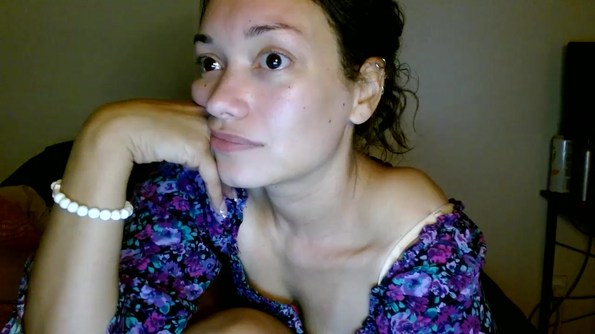 Gallery image thumbnail from Scar__lett's myfreecams stream on, 04/17/2026, 10:28 image 2 of 20