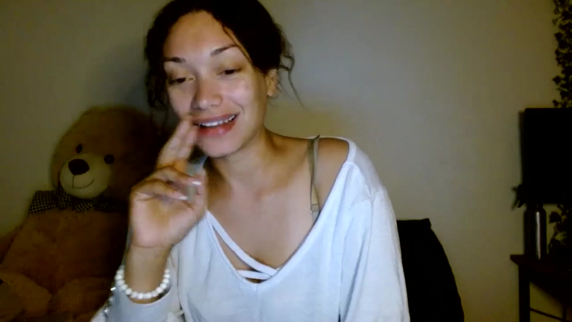 Gallery image thumbnail from Scar__lett's myfreecams stream on, 04/22/2026, 08:13 image 12 of 20