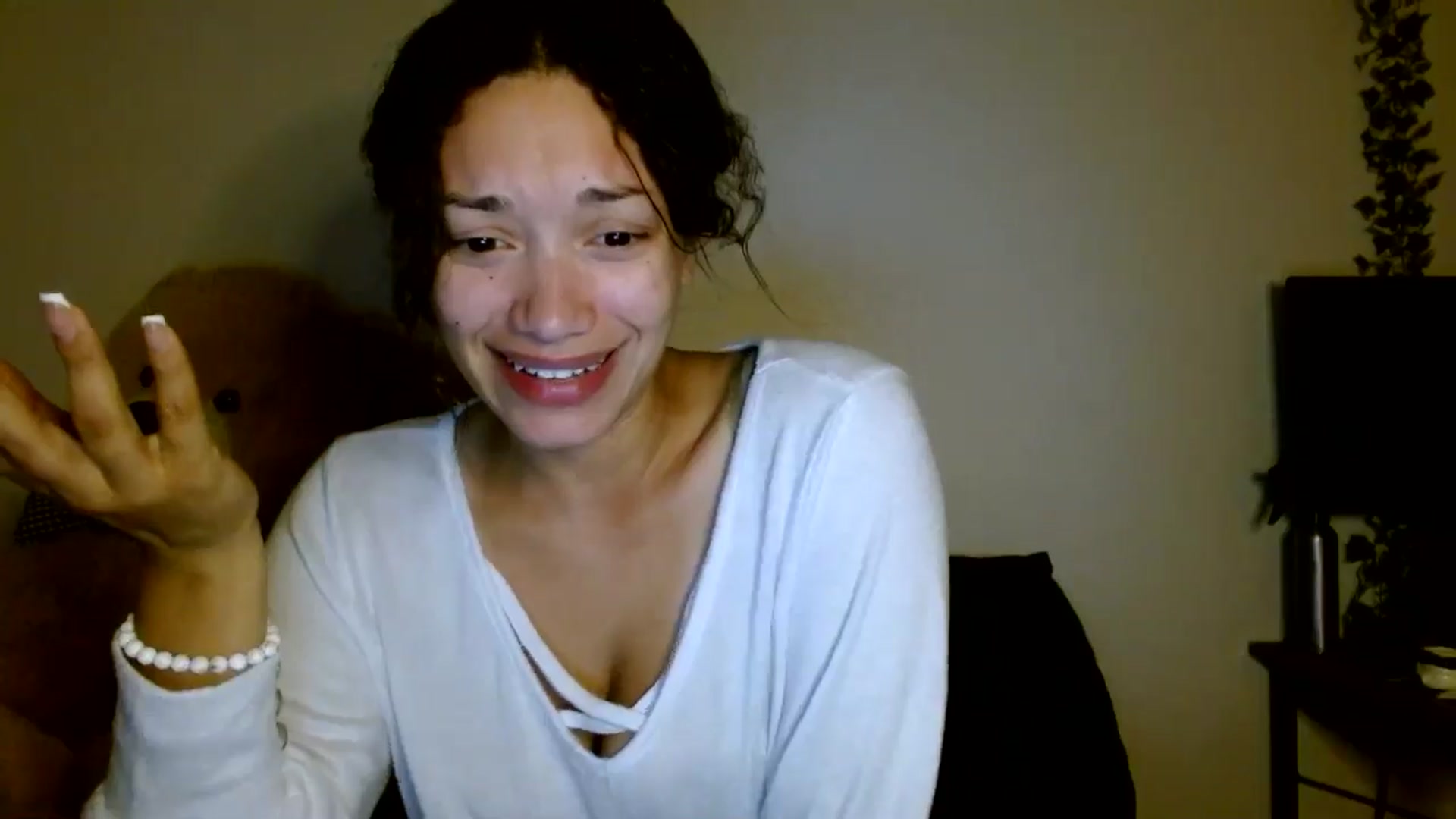 Gallery image thumbnail from Scar__lett's myfreecams stream on, 04/22/2026, 08:13 image 14 of 20
