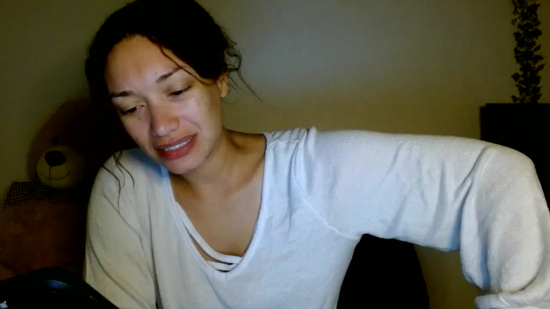Gallery image thumbnail from Scar__lett's myfreecams stream on, 04/22/2026, 08:13 image 13 of 20