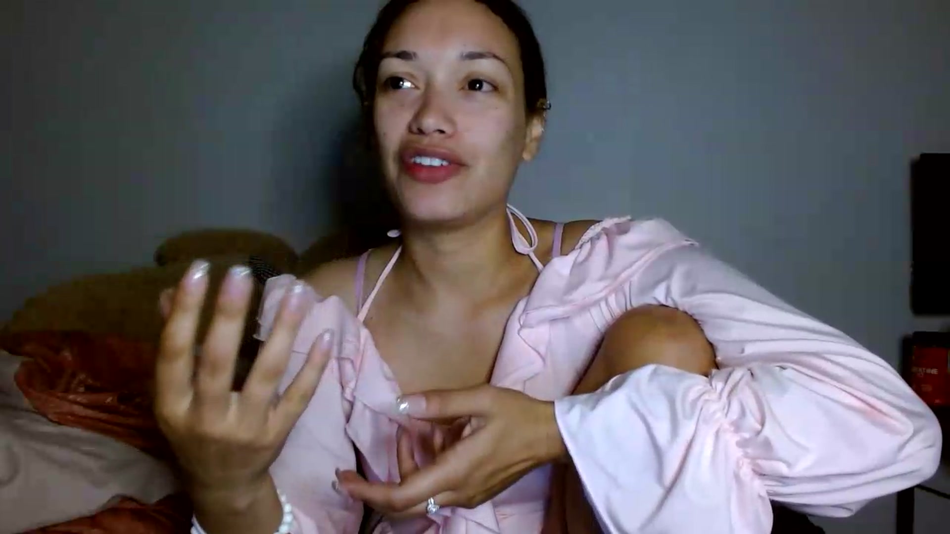 Gallery image thumbnail from Scar__lett's myfreecams stream on, 05/15/2026, 07:20 image 2 of 20