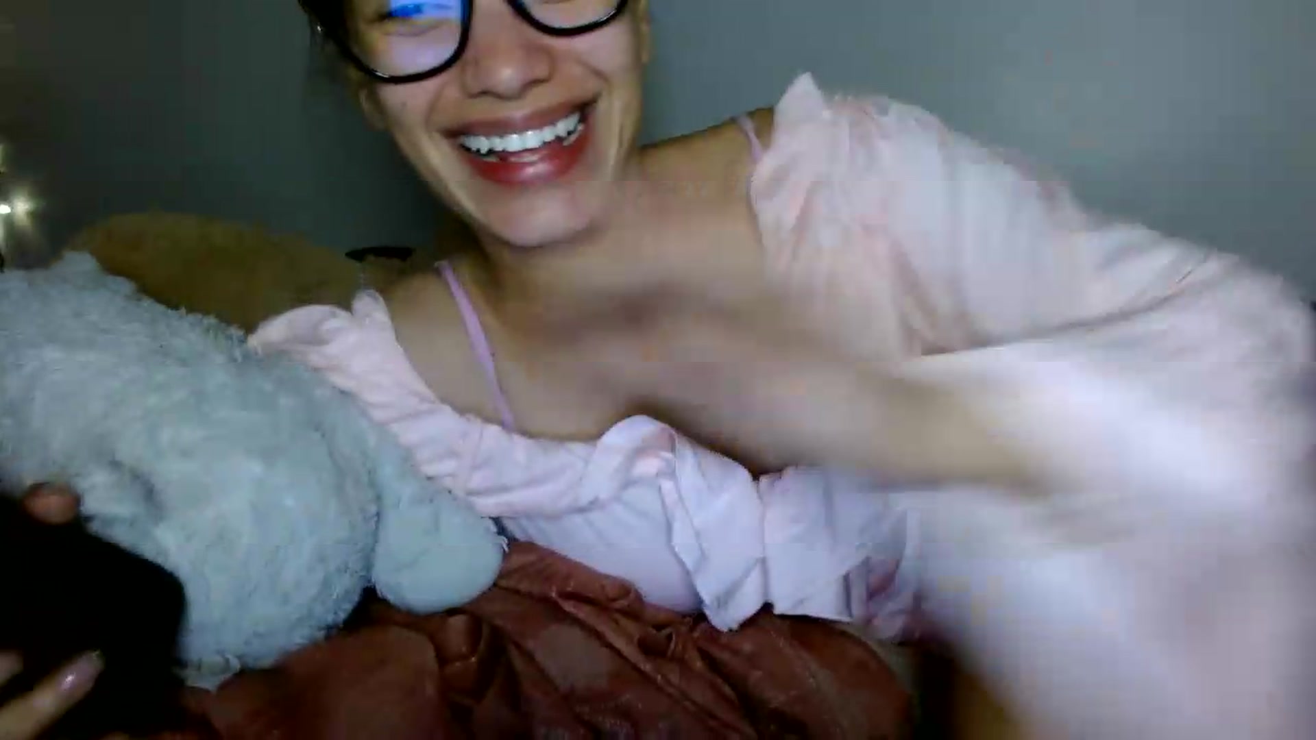 Gallery image thumbnail from Scar__lett's myfreecams stream on, 05/15/2026, 08:32 image 16 of 20