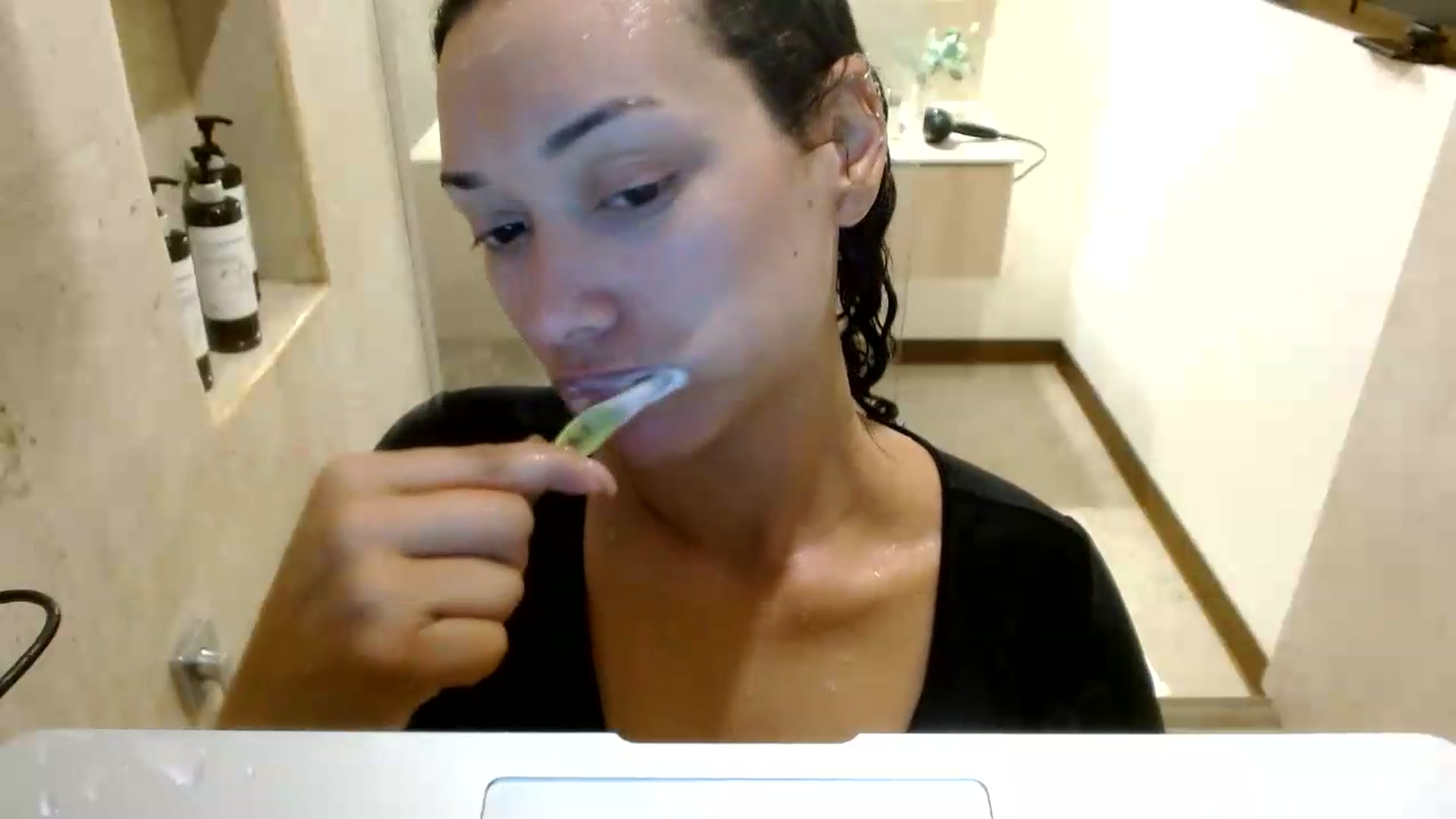 Gallery image thumbnail from Scar__lett's myfreecams stream on, 05/26/2026, 08:02 image 4 of 20
