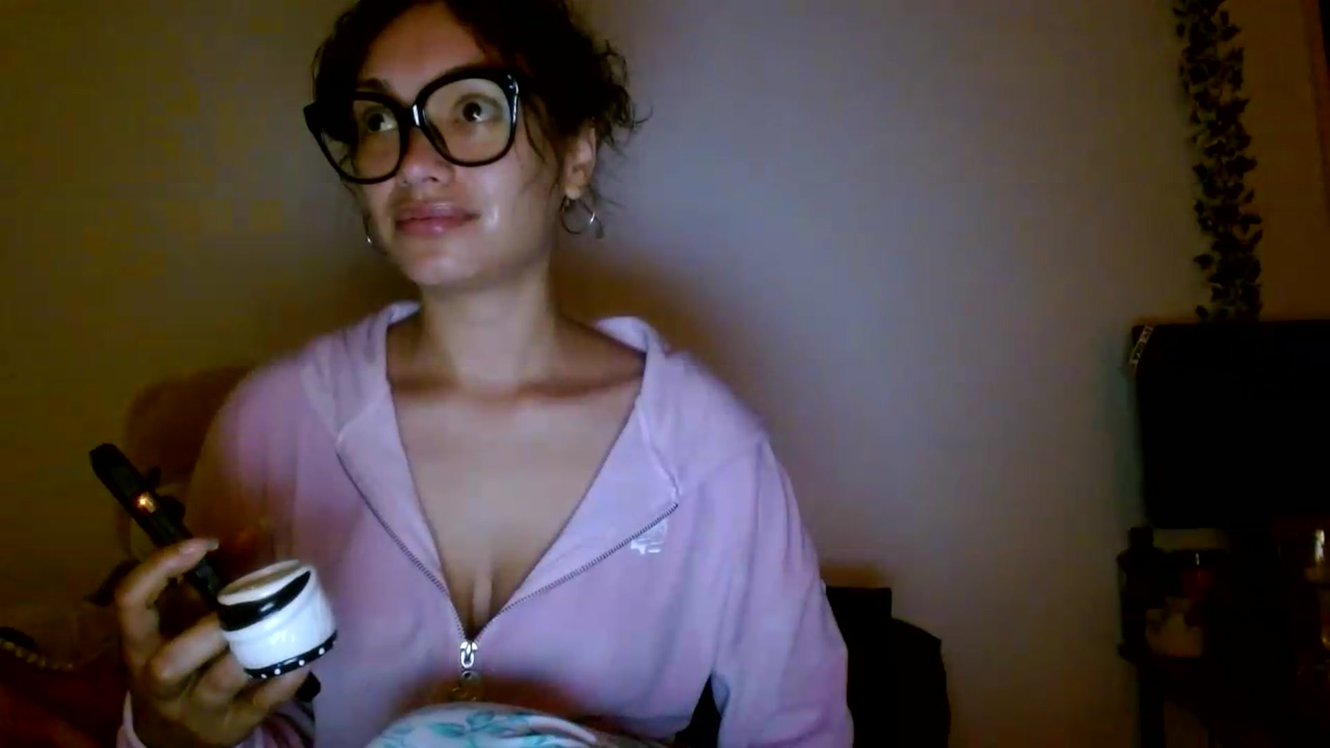 Gallery image thumbnail from Scar__lett's myfreecams stream on, 06/06/2026, 08:27 image 2 of 20