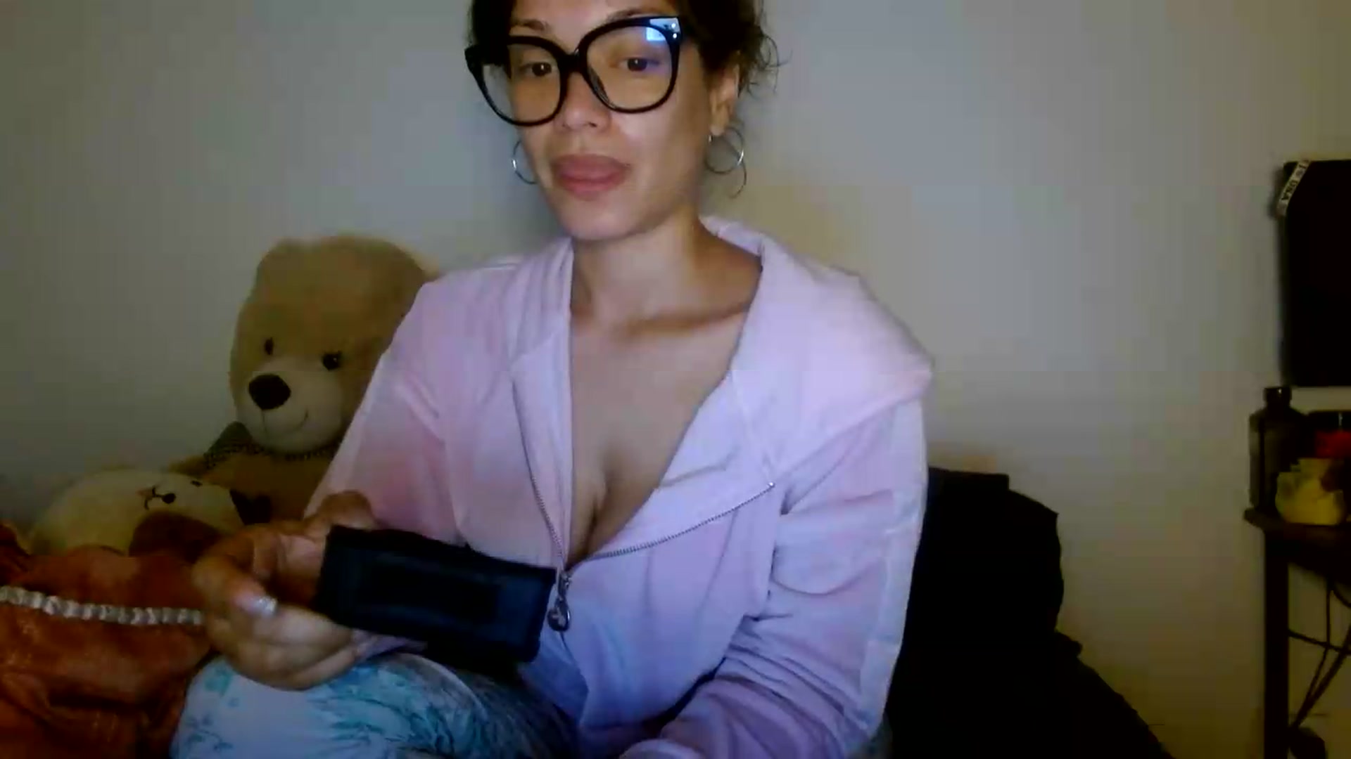 Gallery image thumbnail from Scar__lett's myfreecams stream on, 06/06/2026, 08:27 image 12 of 20