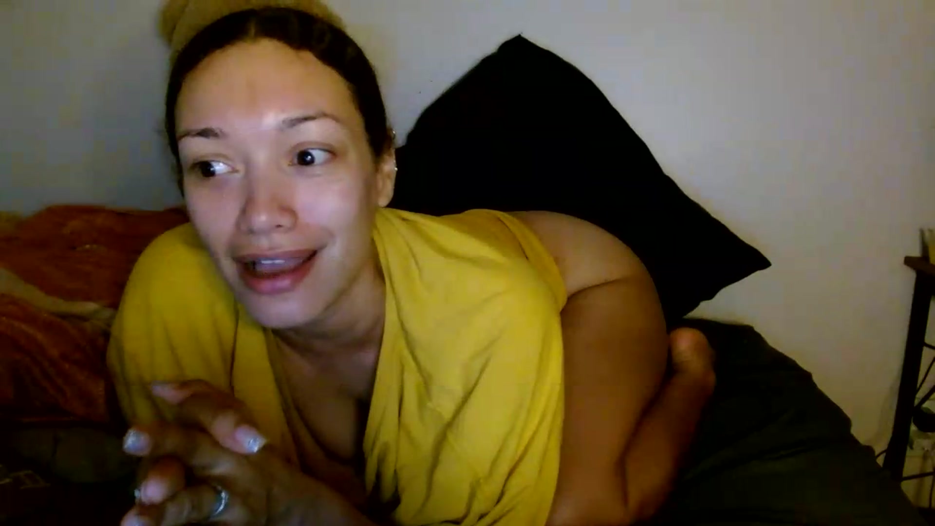 Gallery image thumbnail from Scar__lett's myfreecams stream on, 06/12/2026, 07:18 image 12 of 20