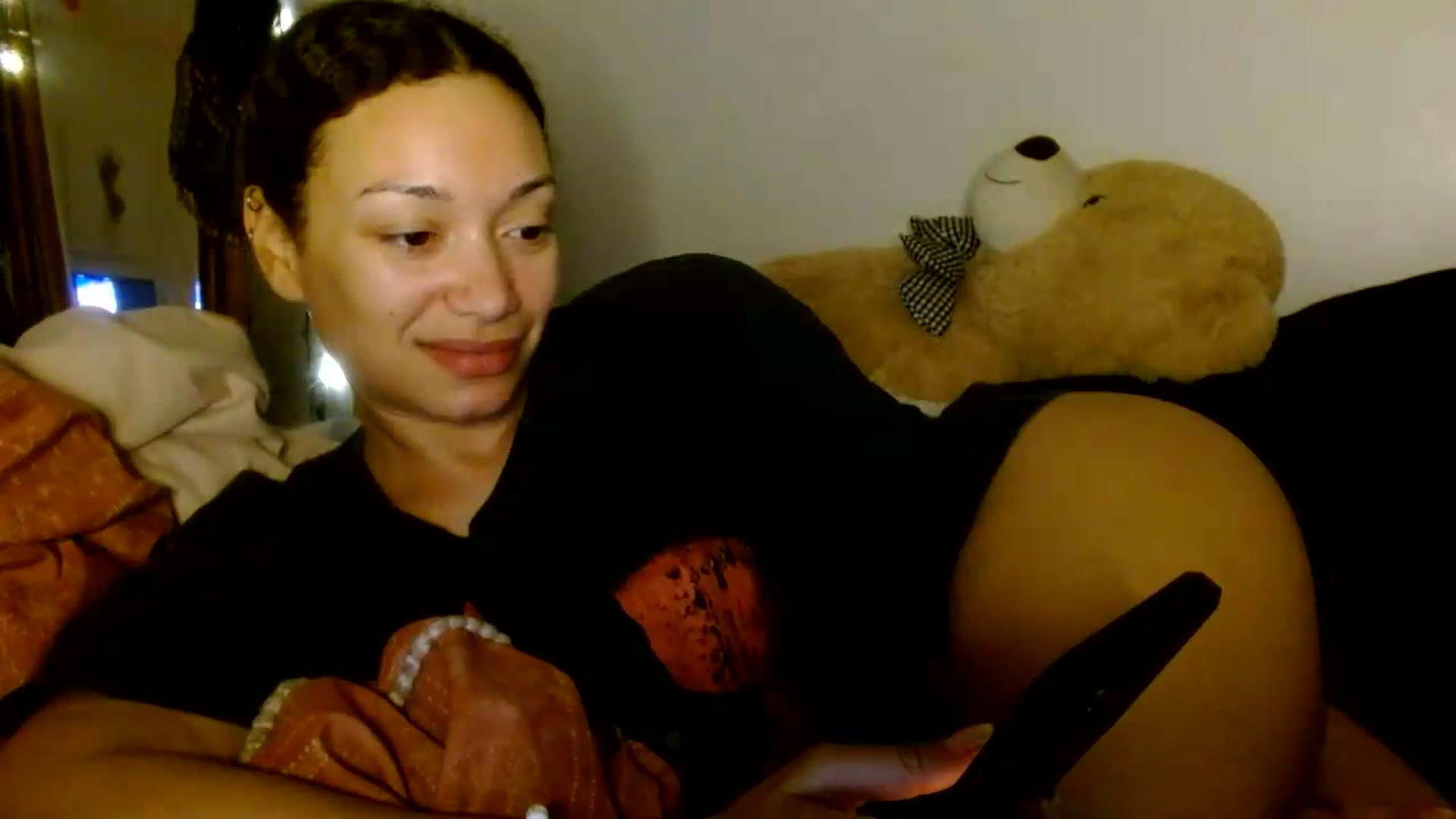 Gallery image thumbnail from Scar__lett's myfreecams stream on, 06/20/2026, 08:39 image 2 of 20