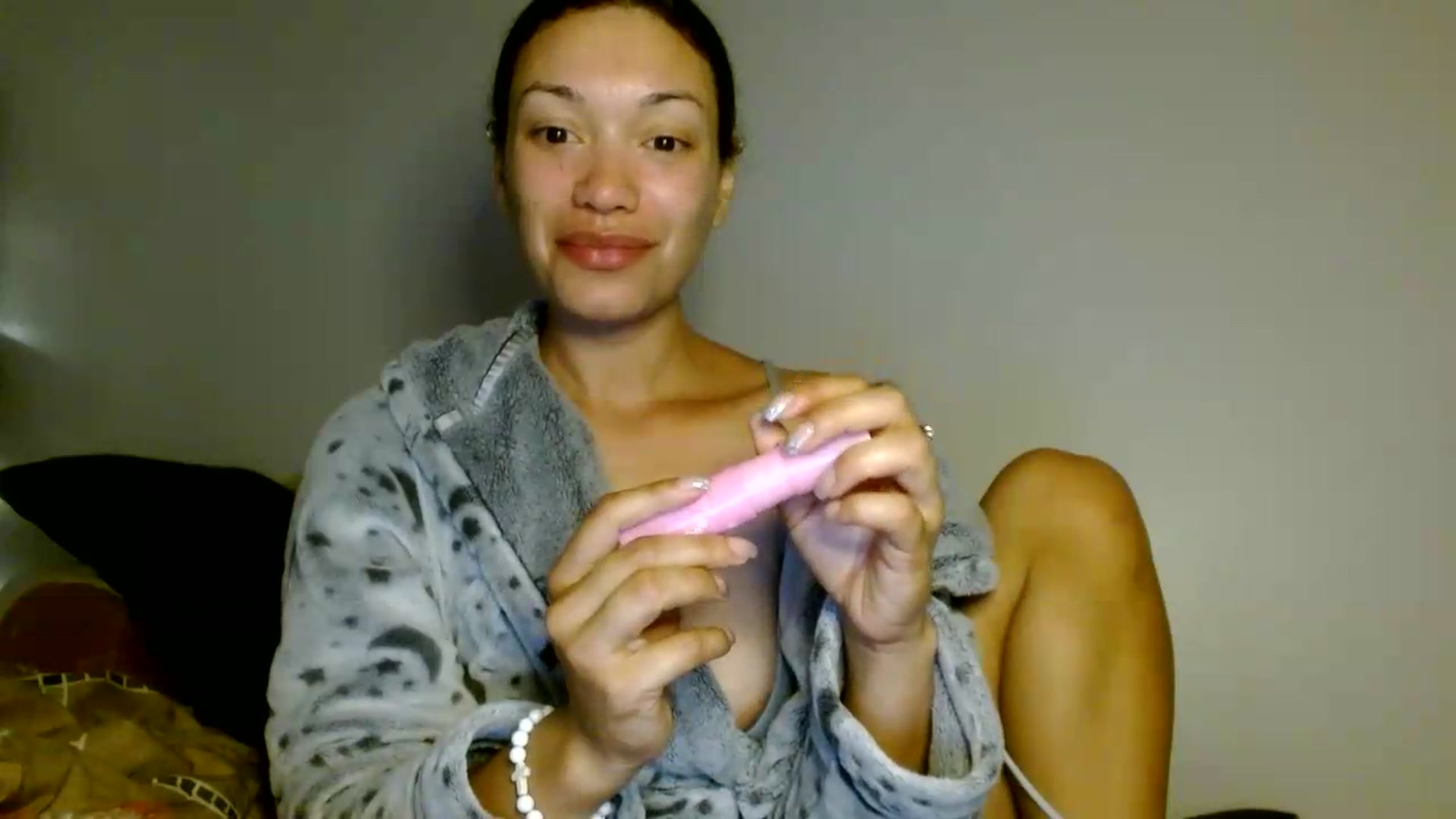 Gallery image thumbnail from Scar__lett's myfreecams stream on, 06/24/2026, 08:46 image 6 of 20