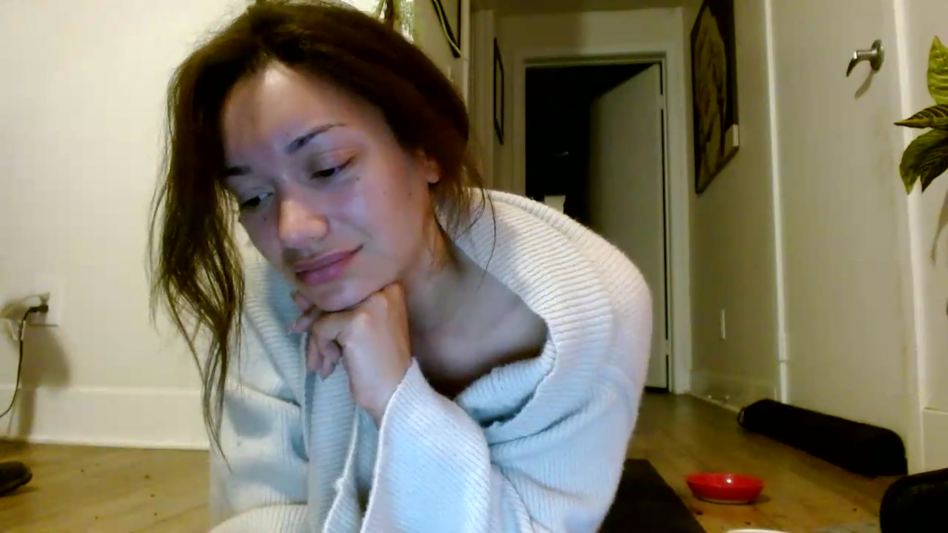 Gallery image thumbnail from Scar__lett's myfreecams stream on, 07/04/2026, 09:30 image 4 of 20
