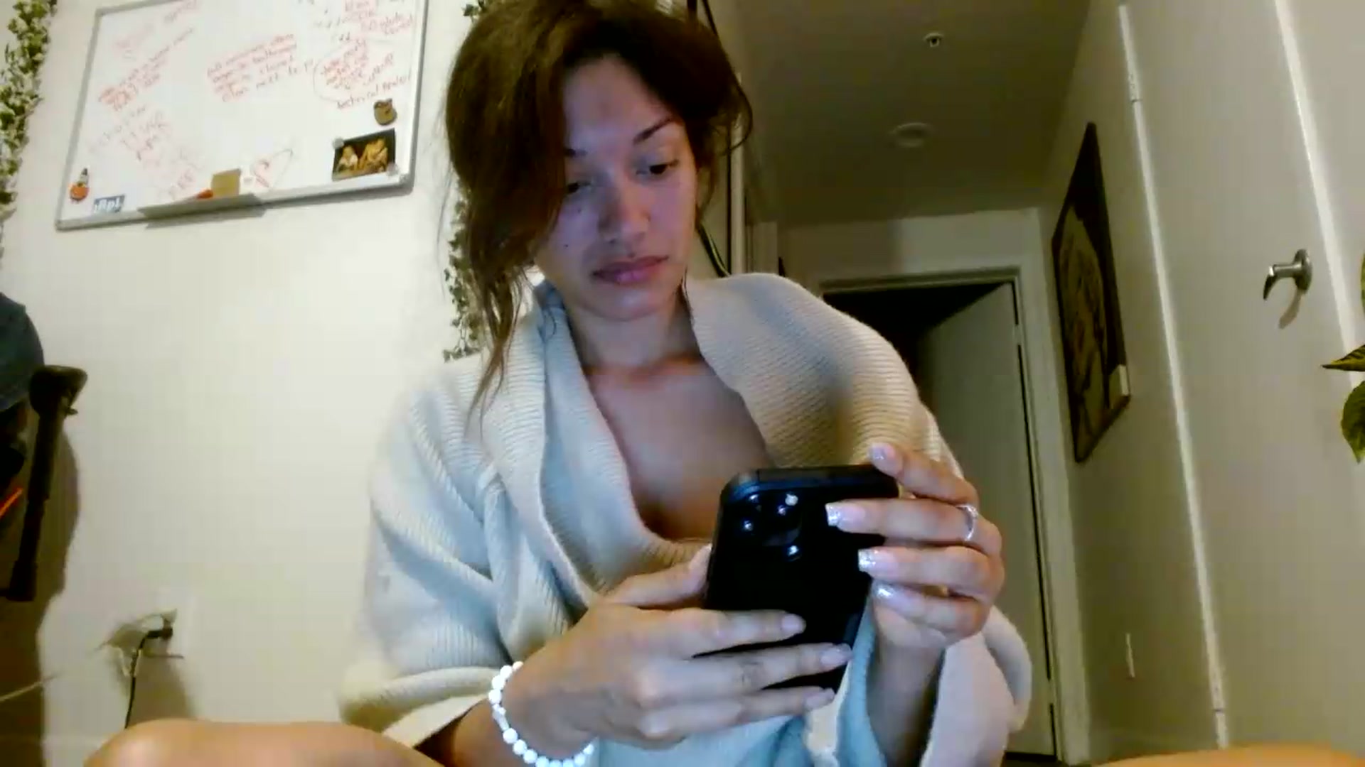Gallery image thumbnail from Scar__lett's myfreecams stream on, 07/04/2026, 09:30 image 11 of 20