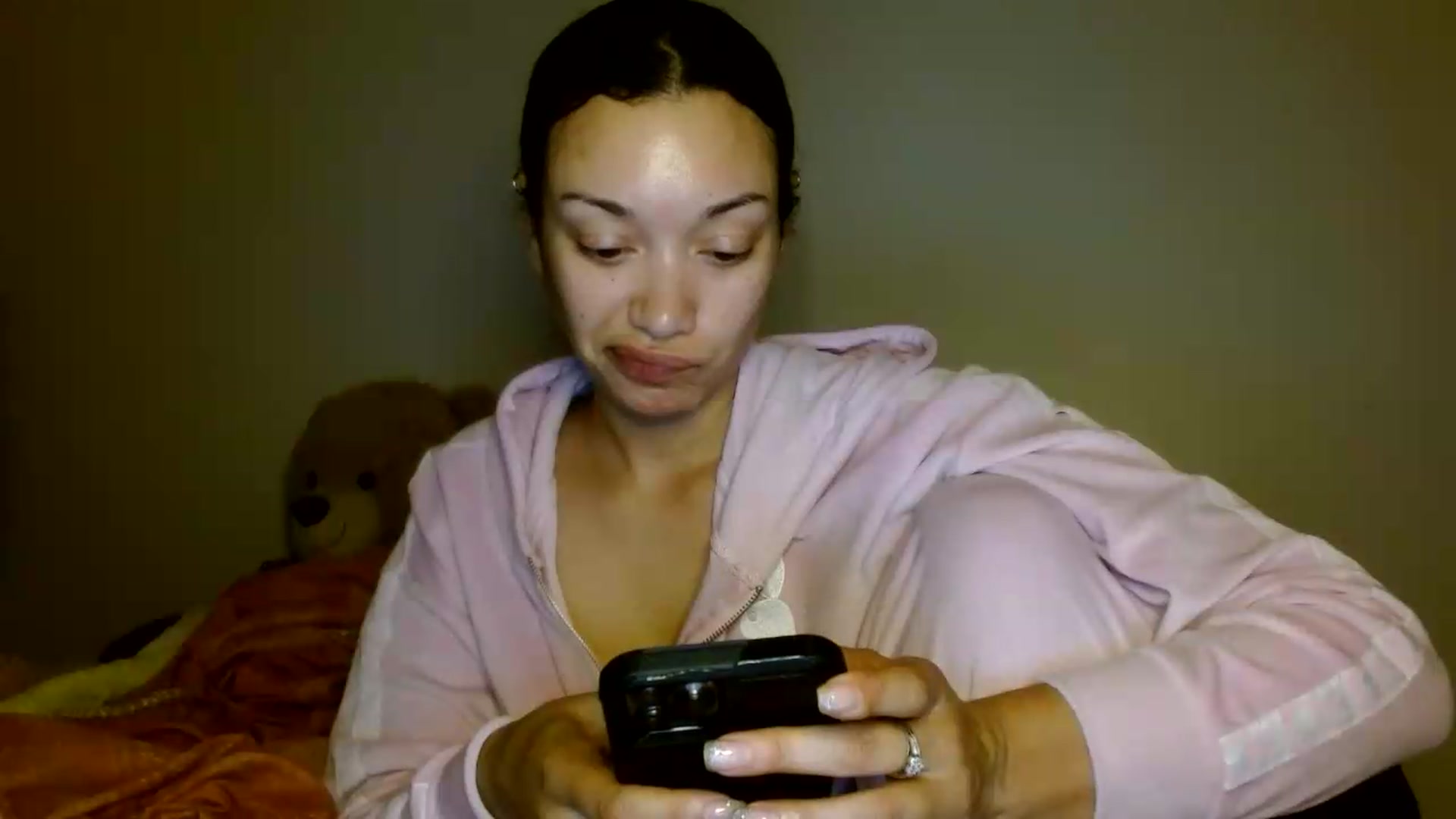 Gallery image thumbnail from Scar__lett's myfreecams stream on, 08/10/2026, 07:33 image 3 of 20