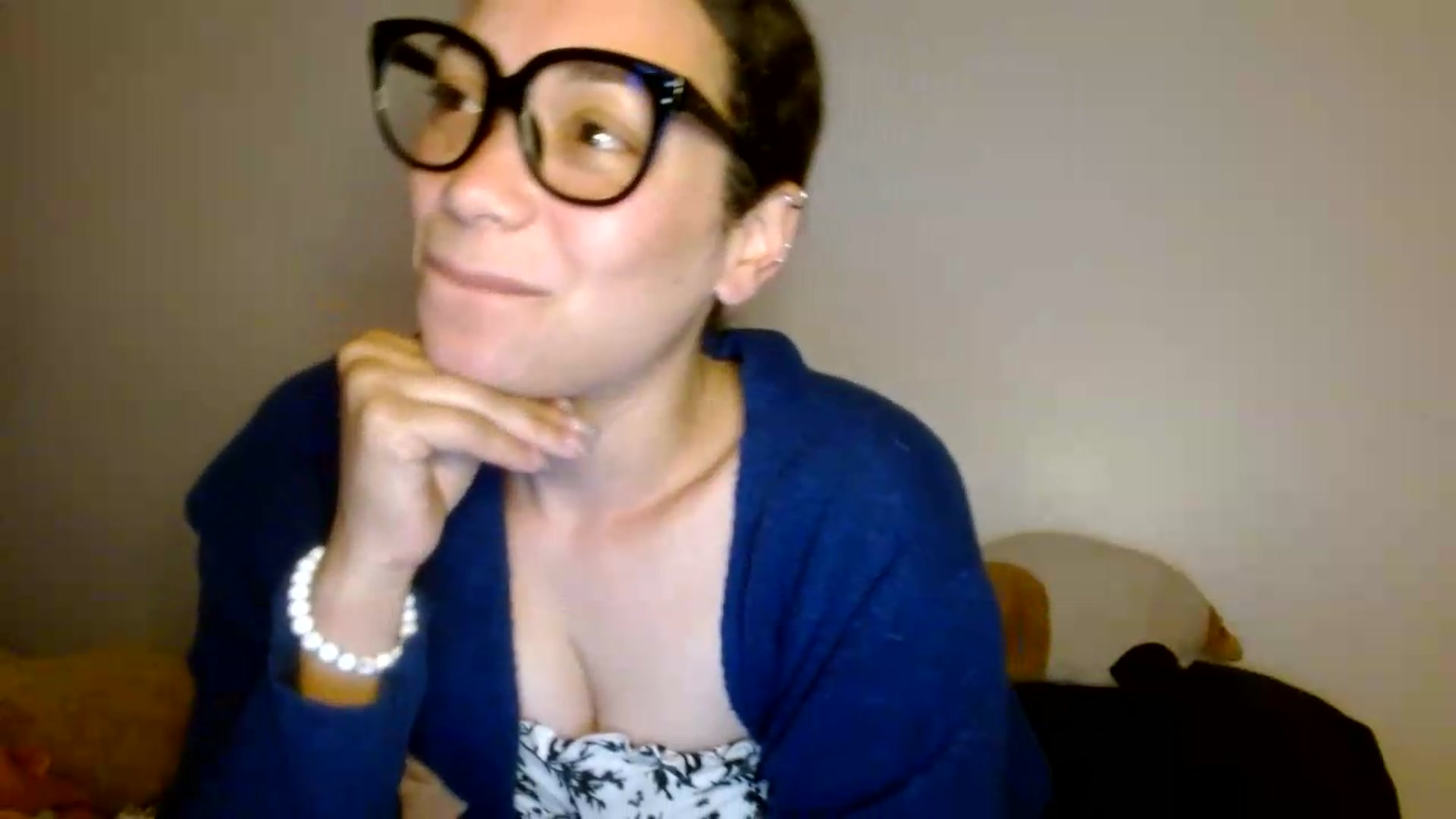 Gallery image thumbnail from Scar__lett's myfreecams stream on, 08/14/2026, 07:53 image 17 of 20