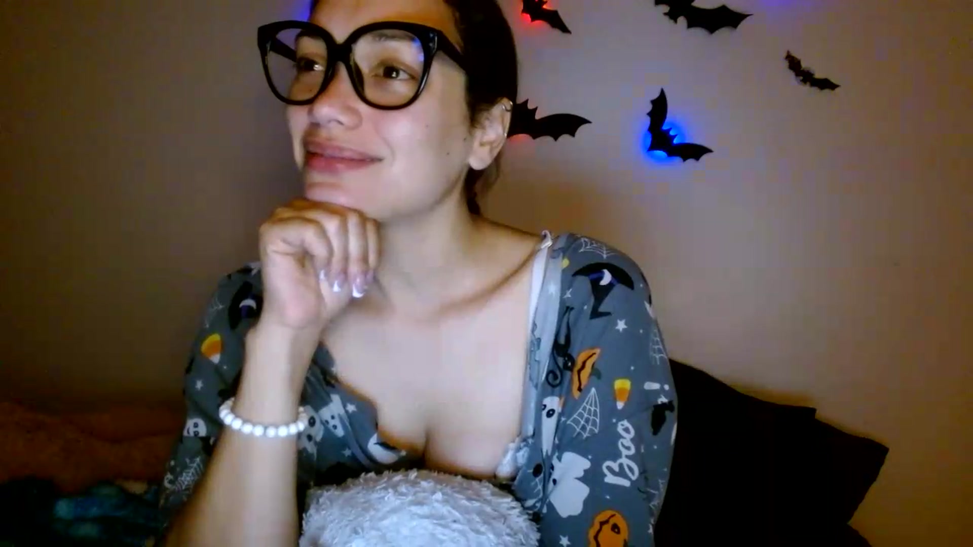 Gallery image thumbnail from Scar__lett's myfreecams stream on, 08/21/2026, 07:18 image 4 of 20