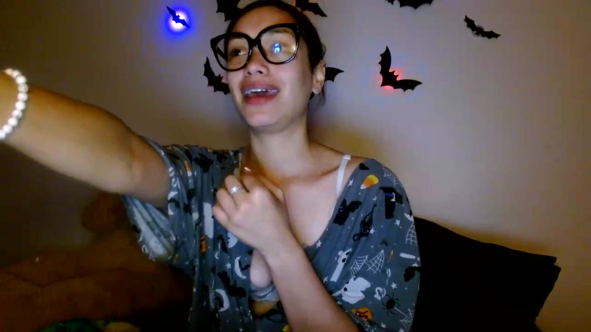 Gallery image thumbnail from Scar__lett's myfreecams stream on, 08/21/2026, 08:30 image 8 of 20