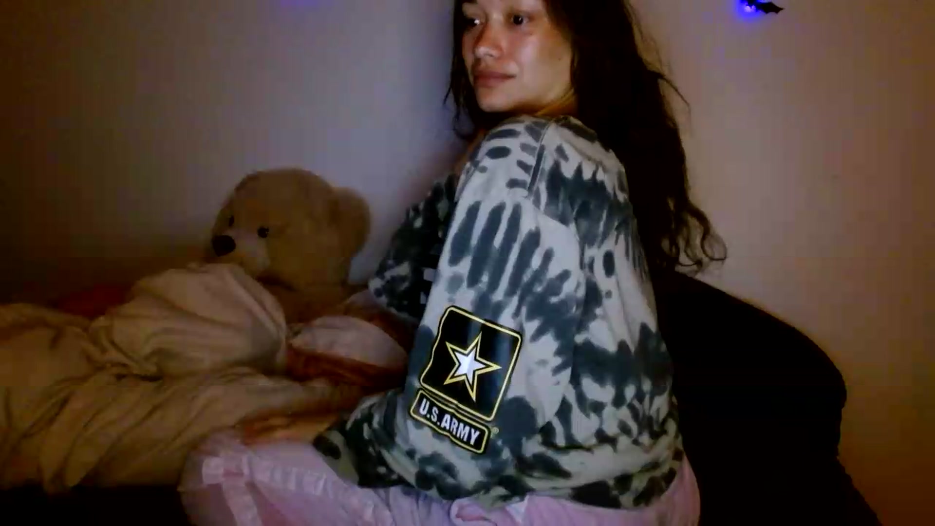 Gallery image thumbnail from Scar__lett's myfreecams stream on, 09/04/2026, 06:35 image 10 of 20