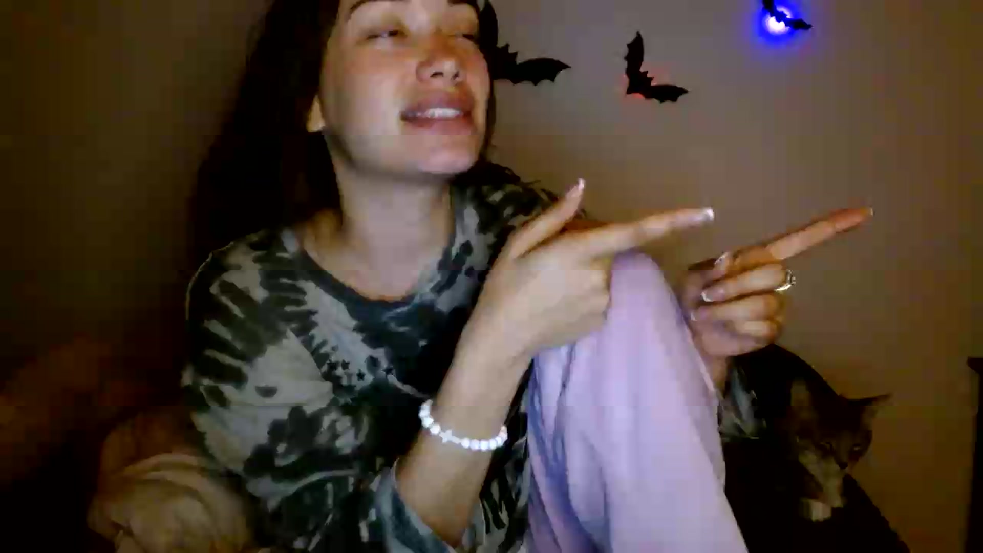 Gallery image thumbnail from Scar__lett's myfreecams stream on, 09/04/2026, 06:35 image 2 of 20