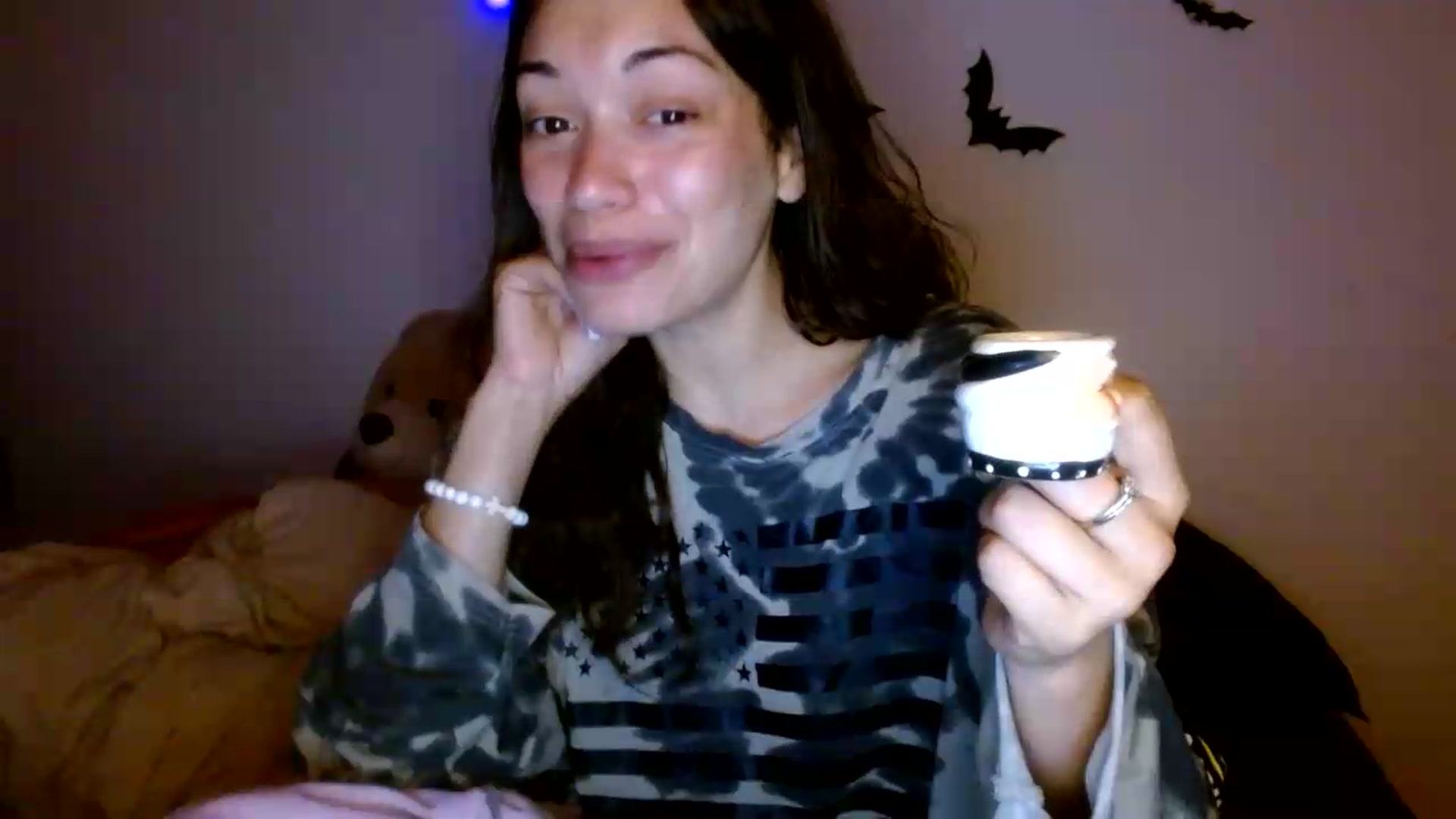Gallery image thumbnail from Scar__lett's myfreecams stream on, 09/04/2026, 07:10 image 3 of 20