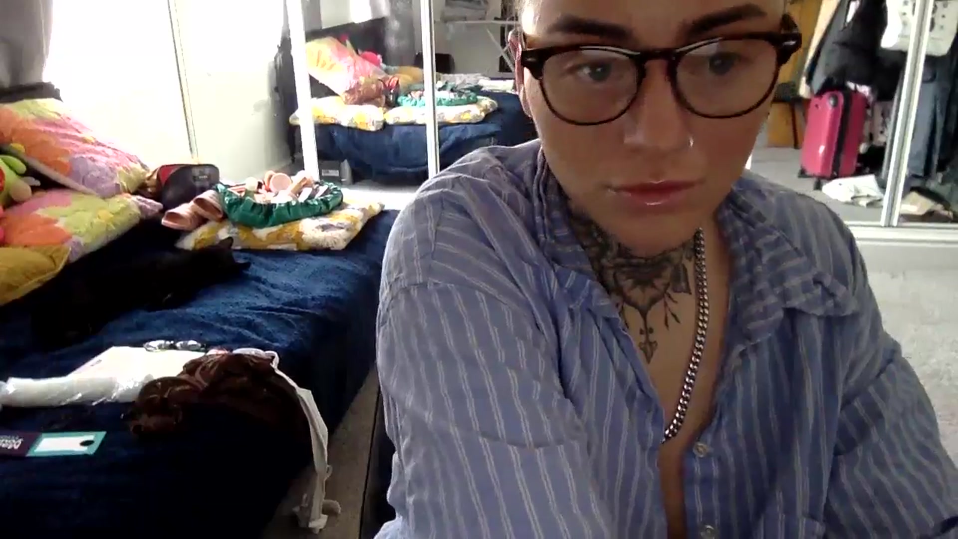 Gallery image thumbnail from Scarlet99's myfreecams stream on, 08/13/2024, 11:49 image 7 of 20