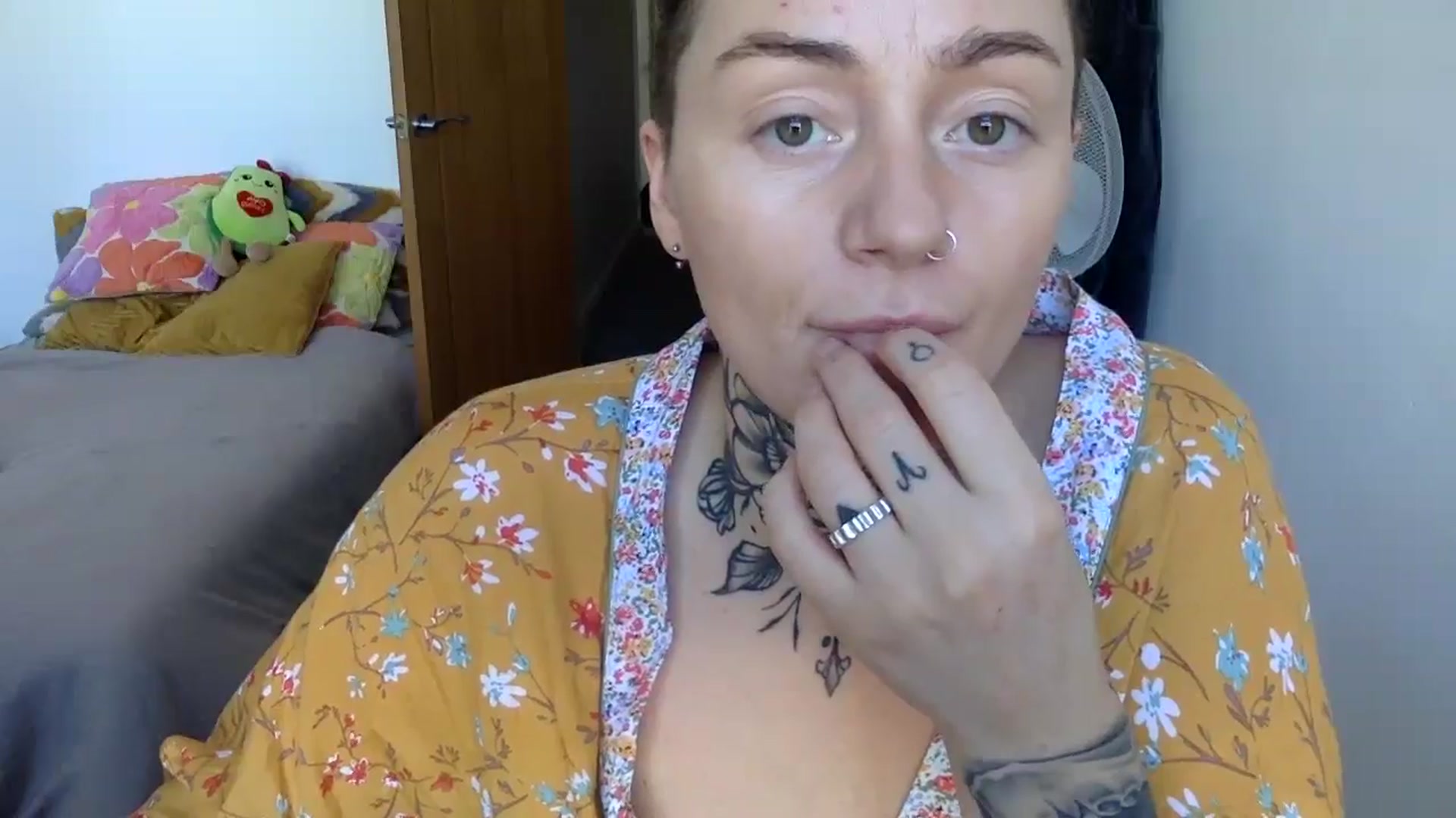 Gallery image thumbnail from Scarlet99's myfreecams stream on, 08/31/2024, 10:55 image 16 of 20
