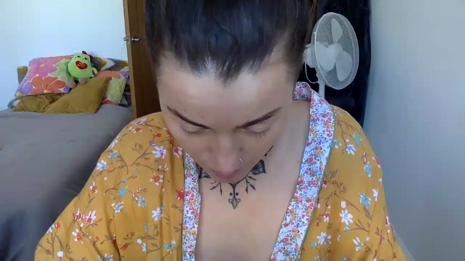 Gallery image thumbnail from Scarlet99's myfreecams stream on, 08/31/2024, 10:55 image 7 of 20