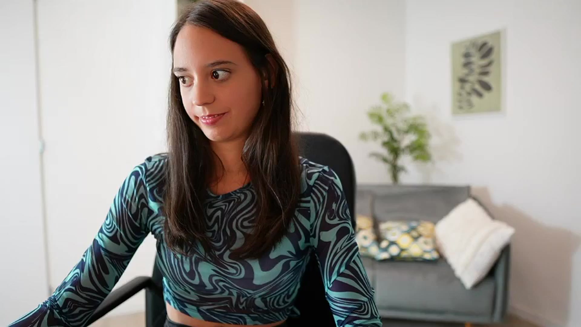 Gallery image thumbnail from ScarletBloom's myfreecams stream on, 09/22/2023, 13:49 image 1 of 20