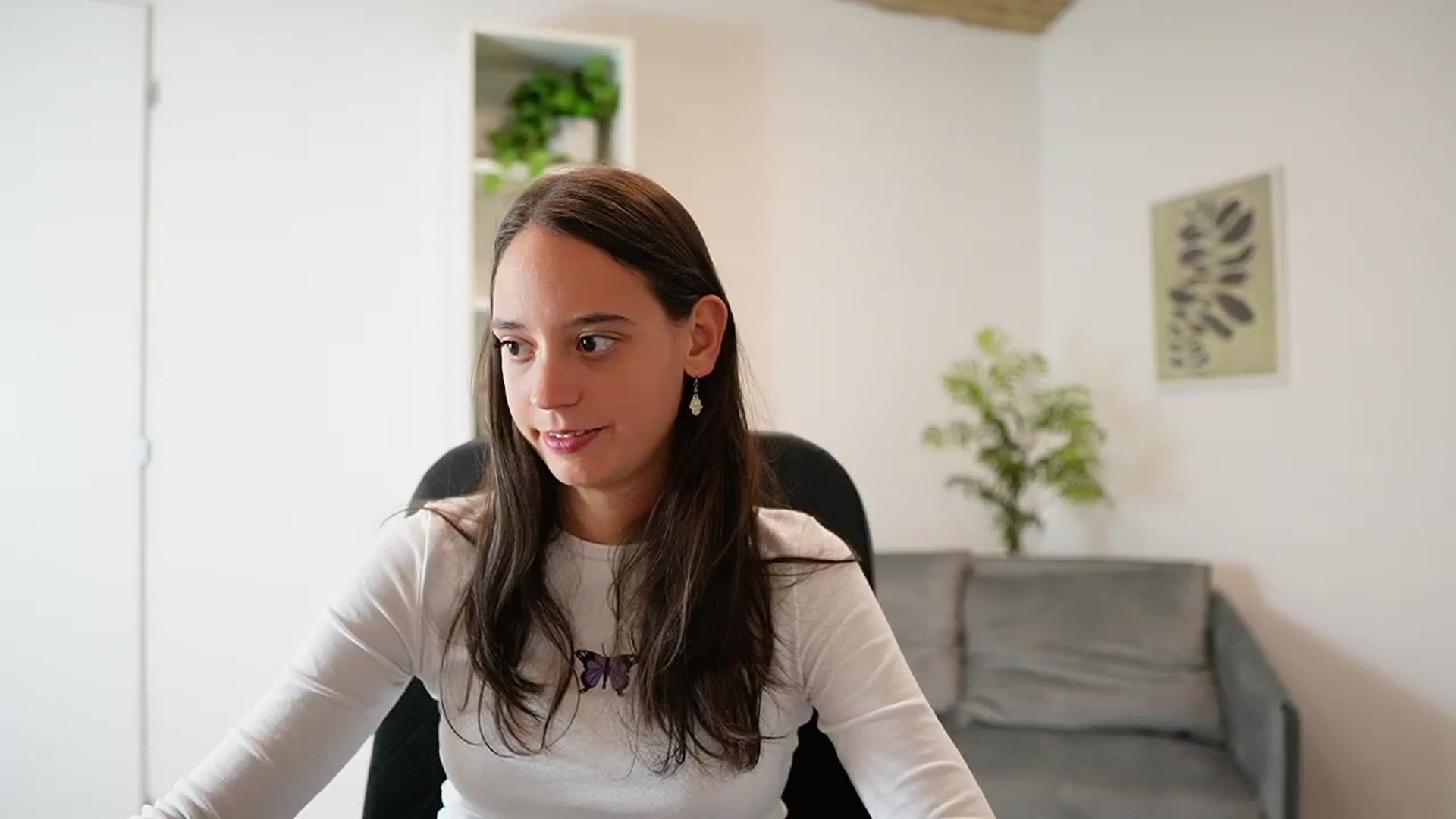Gallery image thumbnail from ScarletBloom's myfreecams stream on, 10/02/2023, 13:34 image 18 of 20