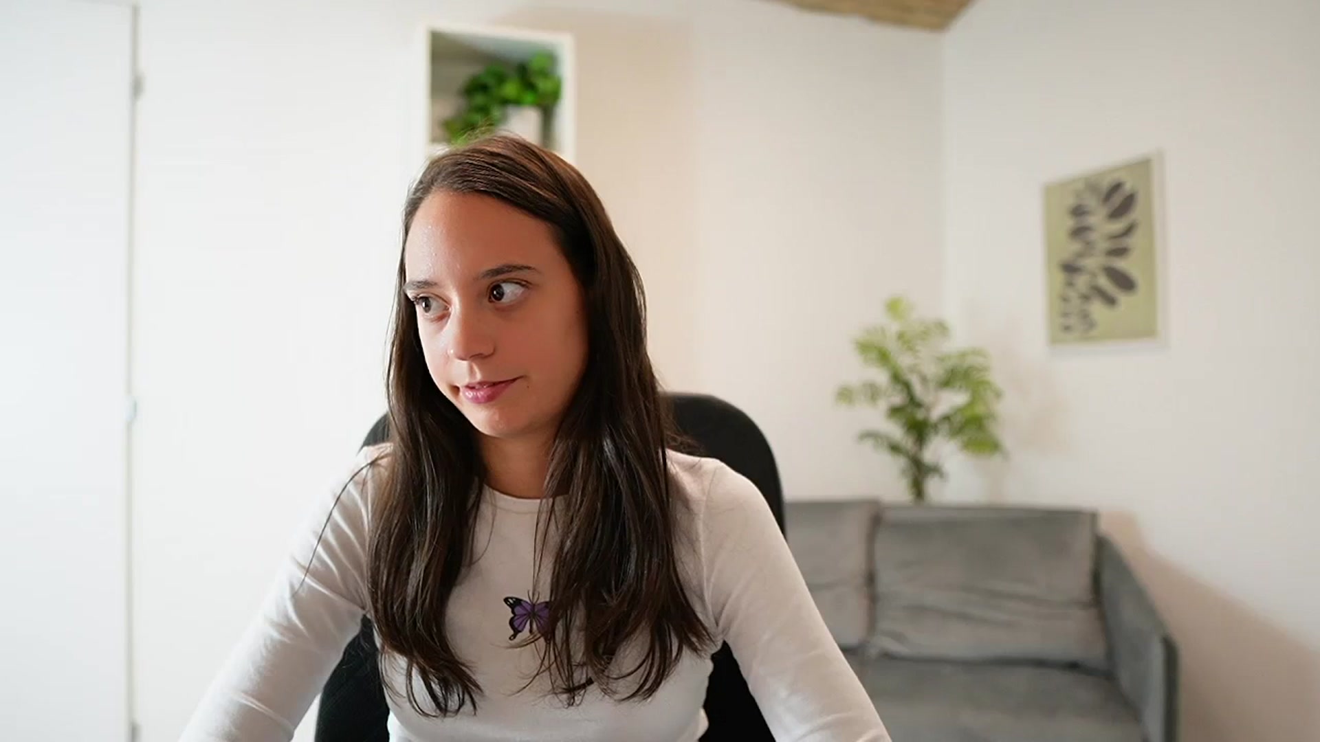 Gallery image thumbnail from ScarletBloom's myfreecams stream on, 10/02/2023, 17:21 image 5 of 20