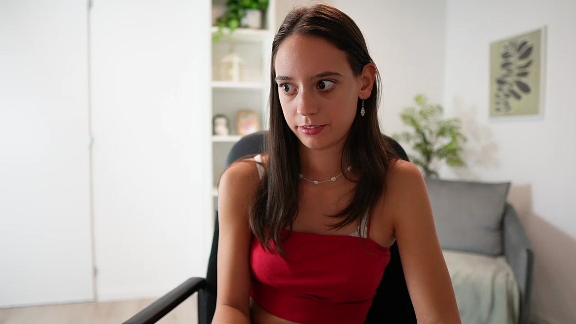 Gallery image thumbnail from ScarletBloom's myfreecams stream on, 10/07/2023, 16:44 image 14 of 20