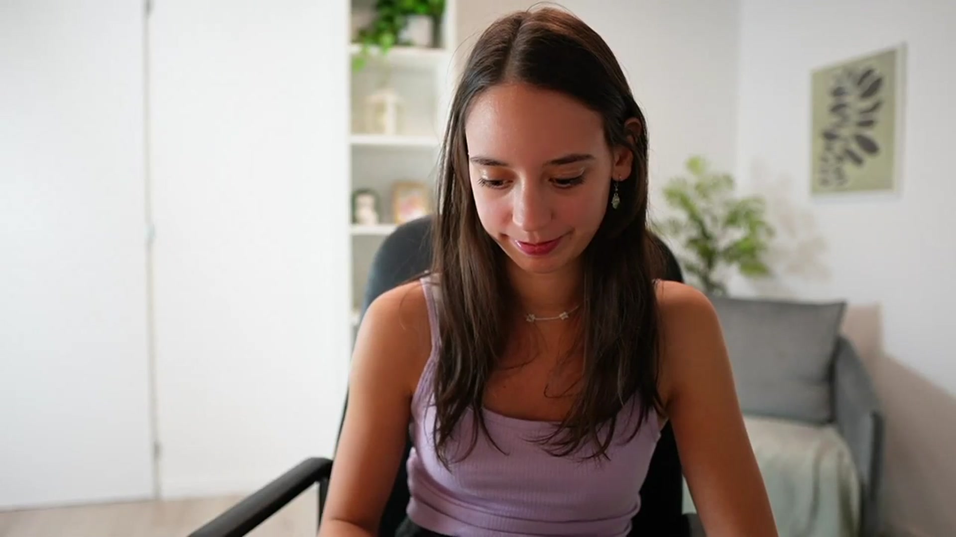Gallery image thumbnail from ScarletBloom's myfreecams stream on, 10/09/2023, 14:16 image 6 of 20
