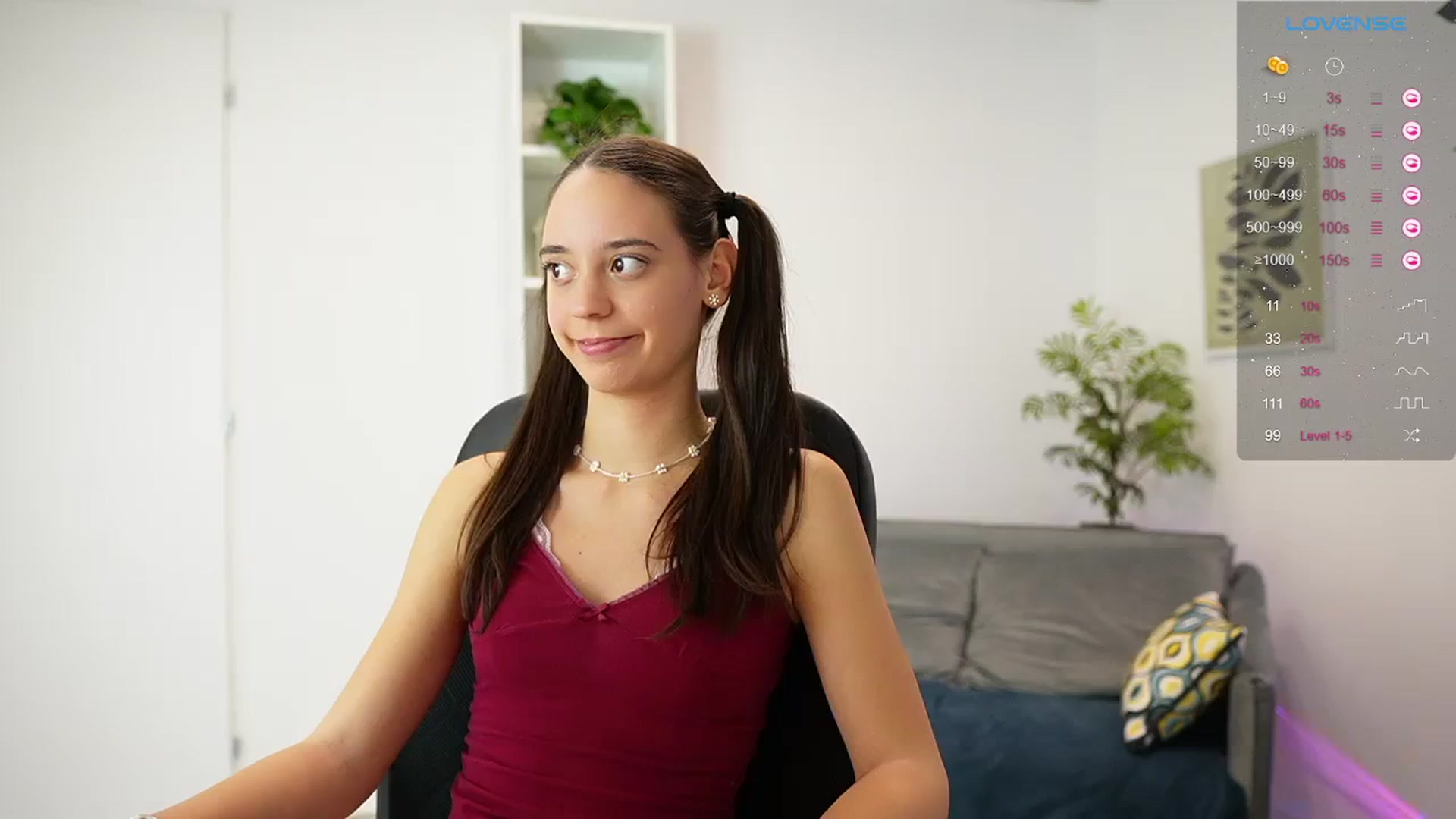 Gallery image thumbnail from ScarletBloom's myfreecams stream on, 12/16/2023, 18:17 image 8 of 20