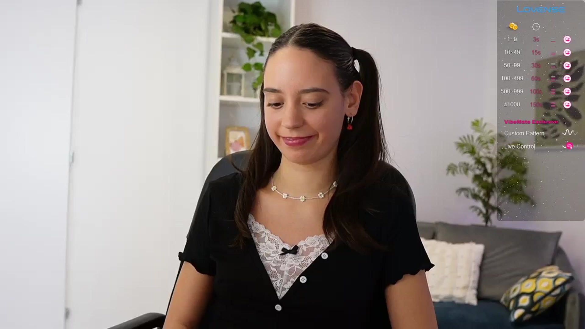 Gallery image thumbnail from ScarletBloom's myfreecams stream on, 12/28/2023, 16:23 image 4 of 20