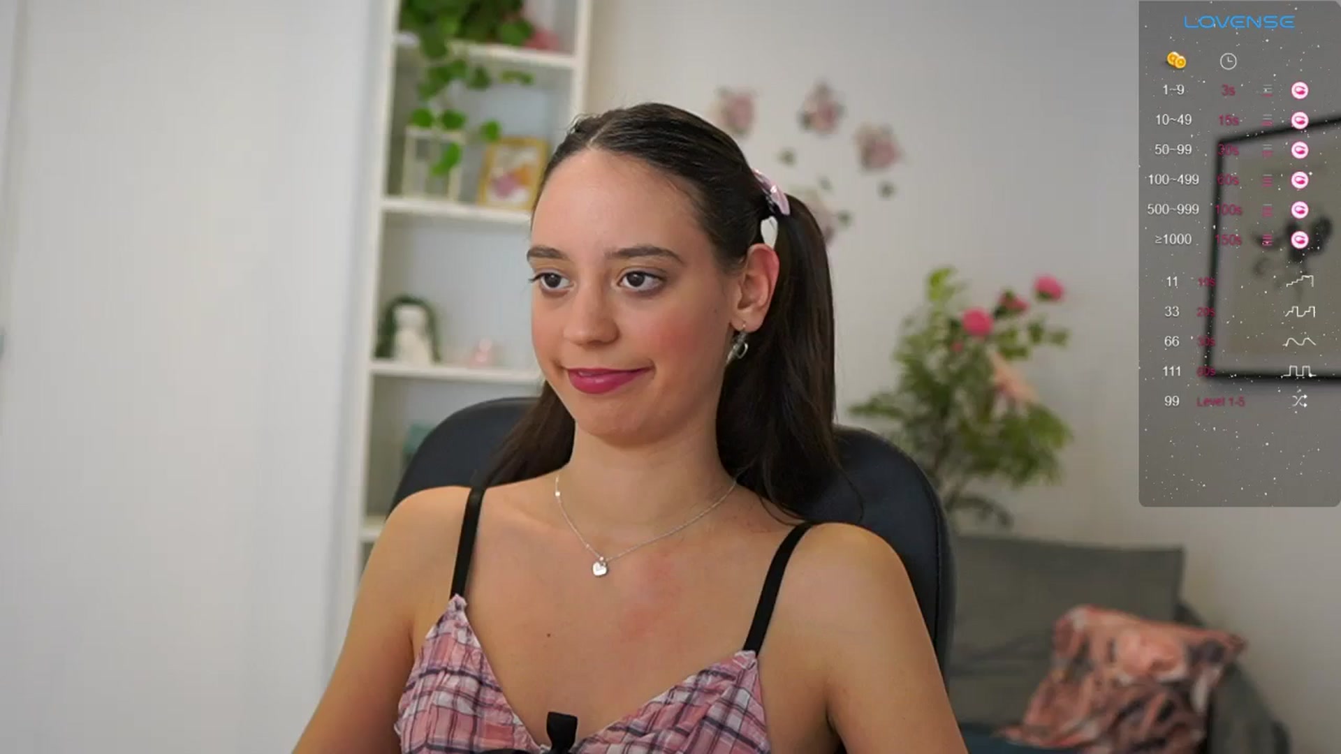 Gallery image thumbnail from ScarletBloom's myfreecams stream on, 02/17/2024, 16:47 image 1 of 20
