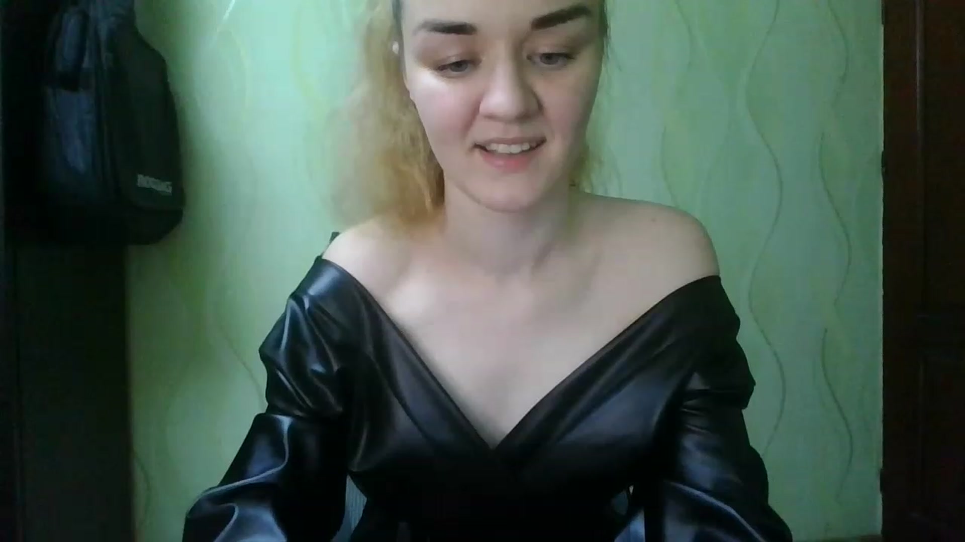 Gallery image thumbnail from ScarletChase's myfreecams stream on, 11/14/2022, 16:37 image 20 of 20