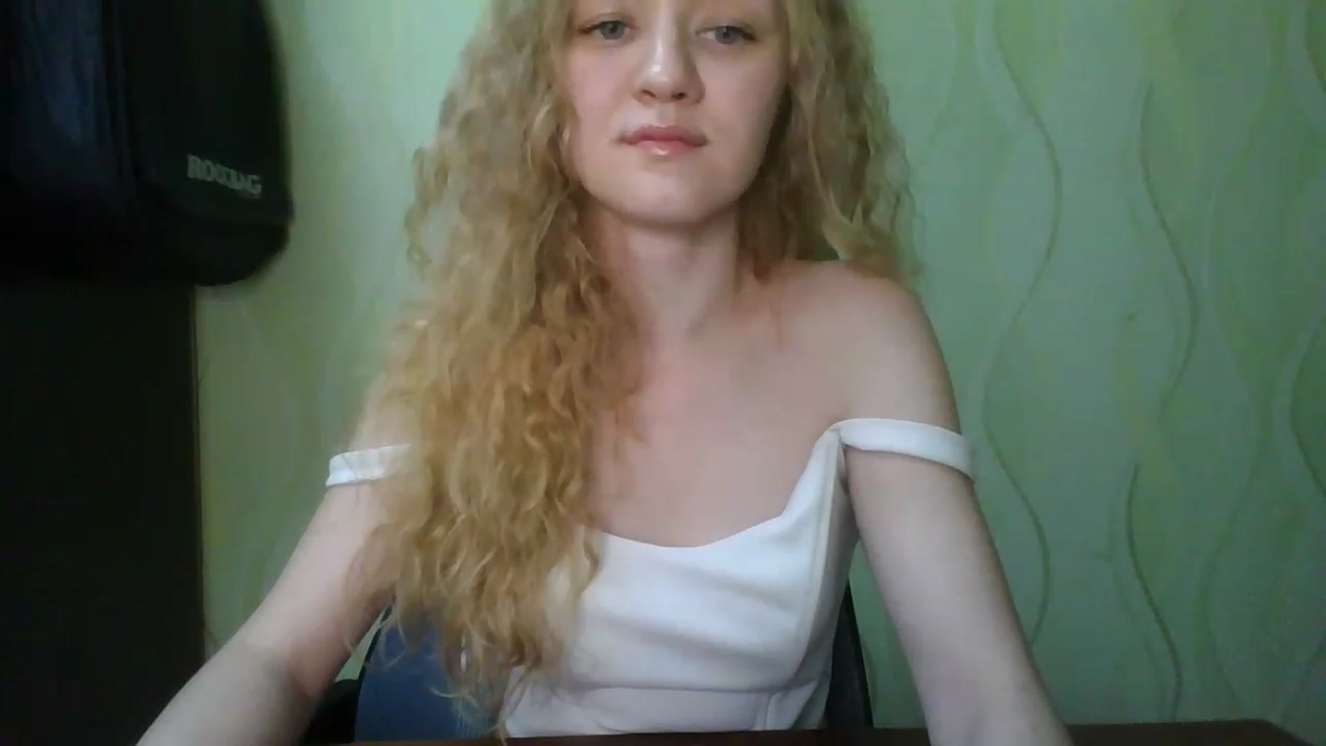 Gallery image thumbnail from ScarletChase's myfreecams stream on, 11/15/2022, 13:34 image 3 of 20