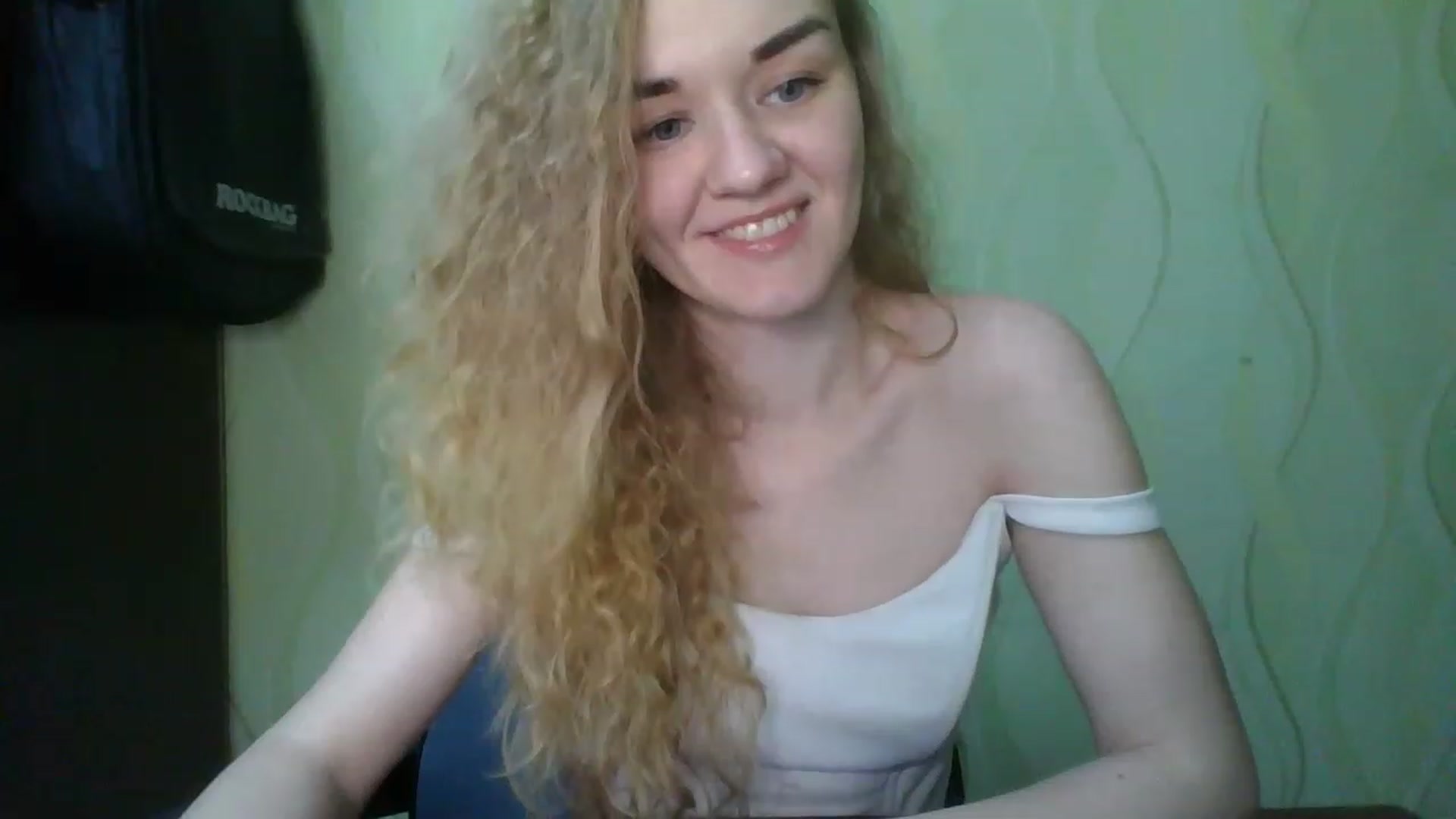 Gallery image thumbnail from ScarletChase's myfreecams stream on, 11/15/2022, 13:34 image 5 of 20