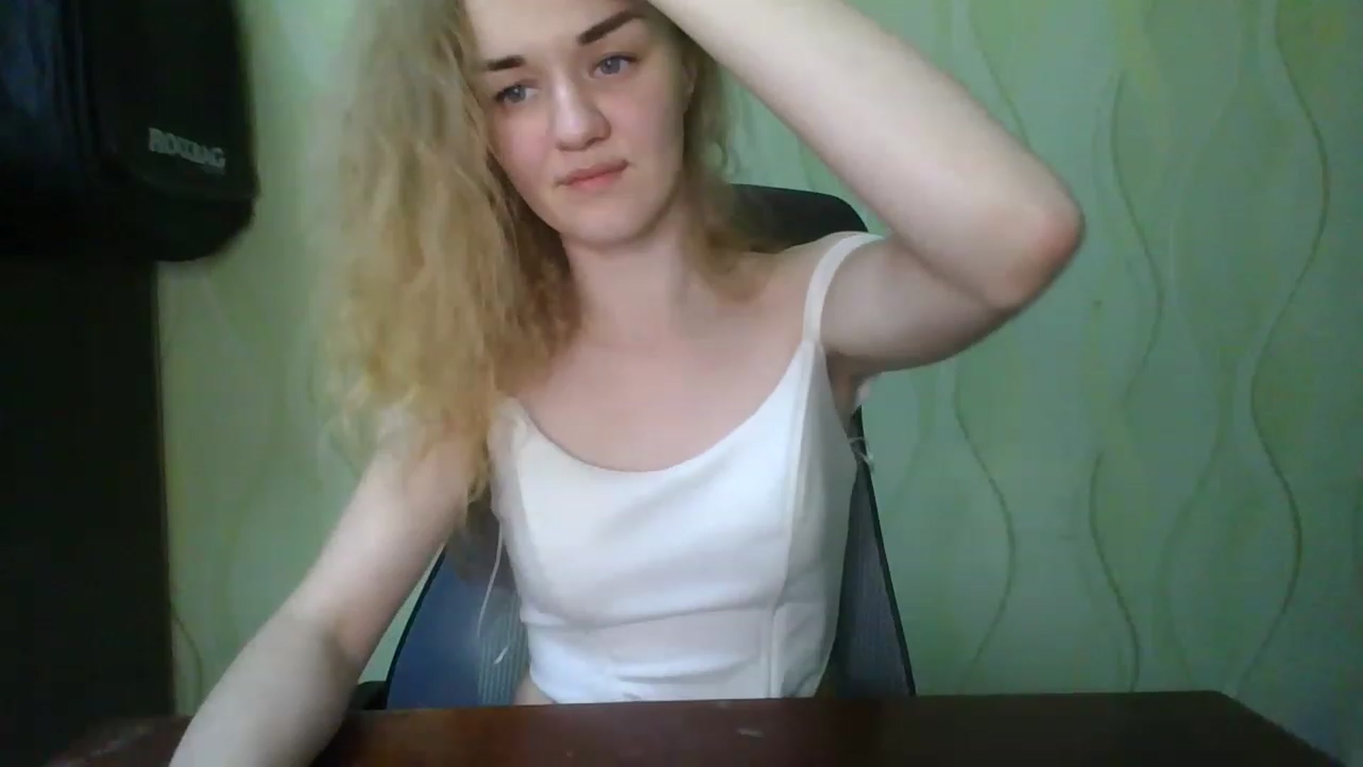 Gallery image thumbnail from ScarletChase's myfreecams stream on, 11/15/2022, 14:37 image 14 of 20
