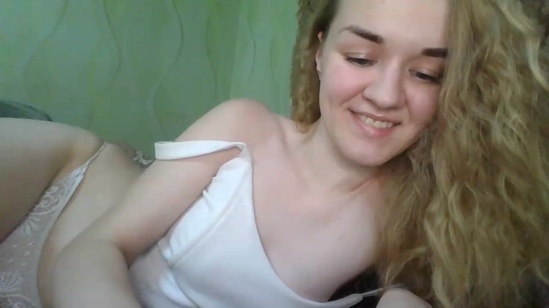Gallery image thumbnail from ScarletChase's myfreecams stream on, 11/15/2022, 17:50 image 13 of 20