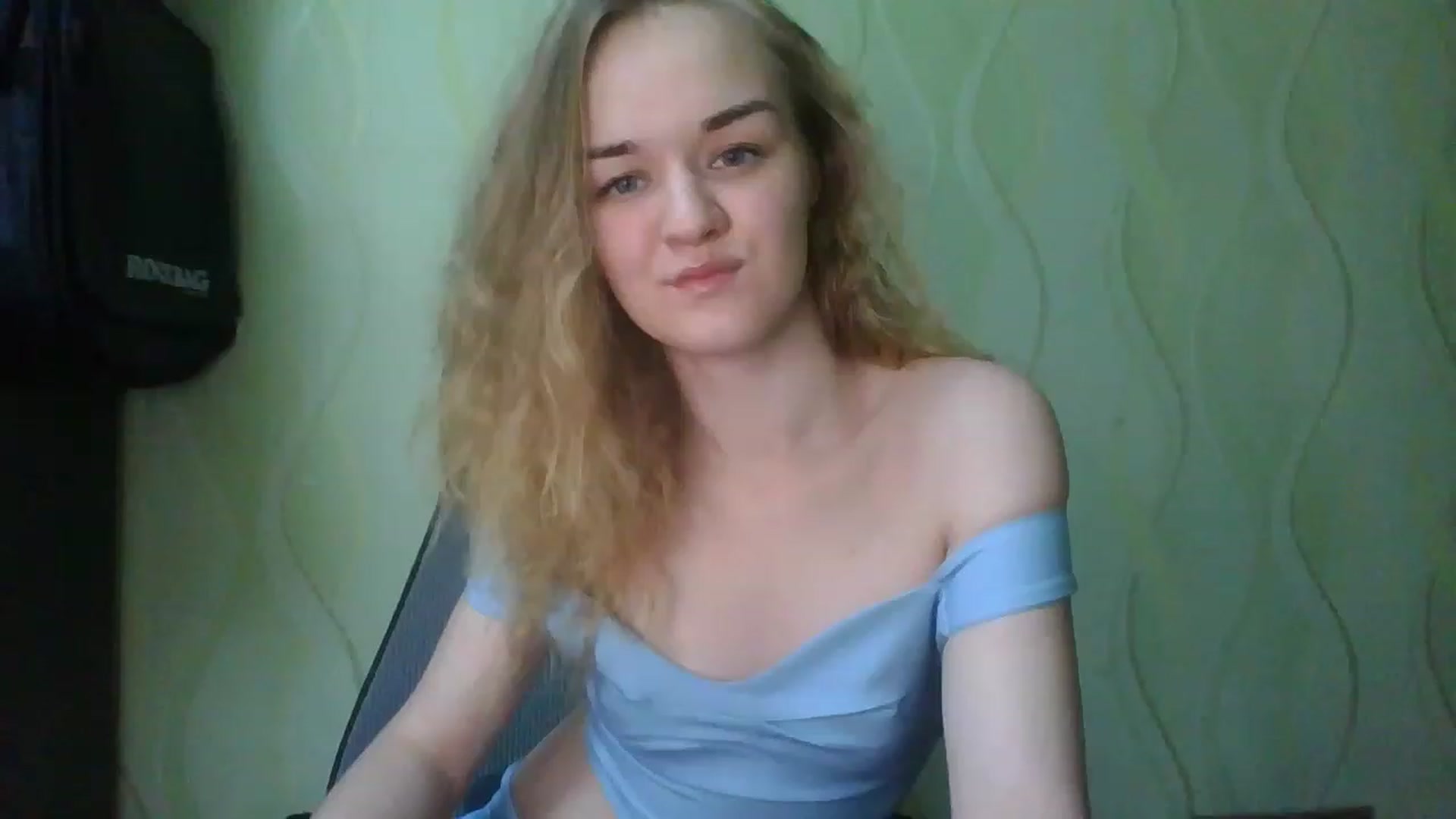 Gallery image thumbnail from ScarletChase's myfreecams stream on, 11/17/2022, 14:41 image 1 of 20