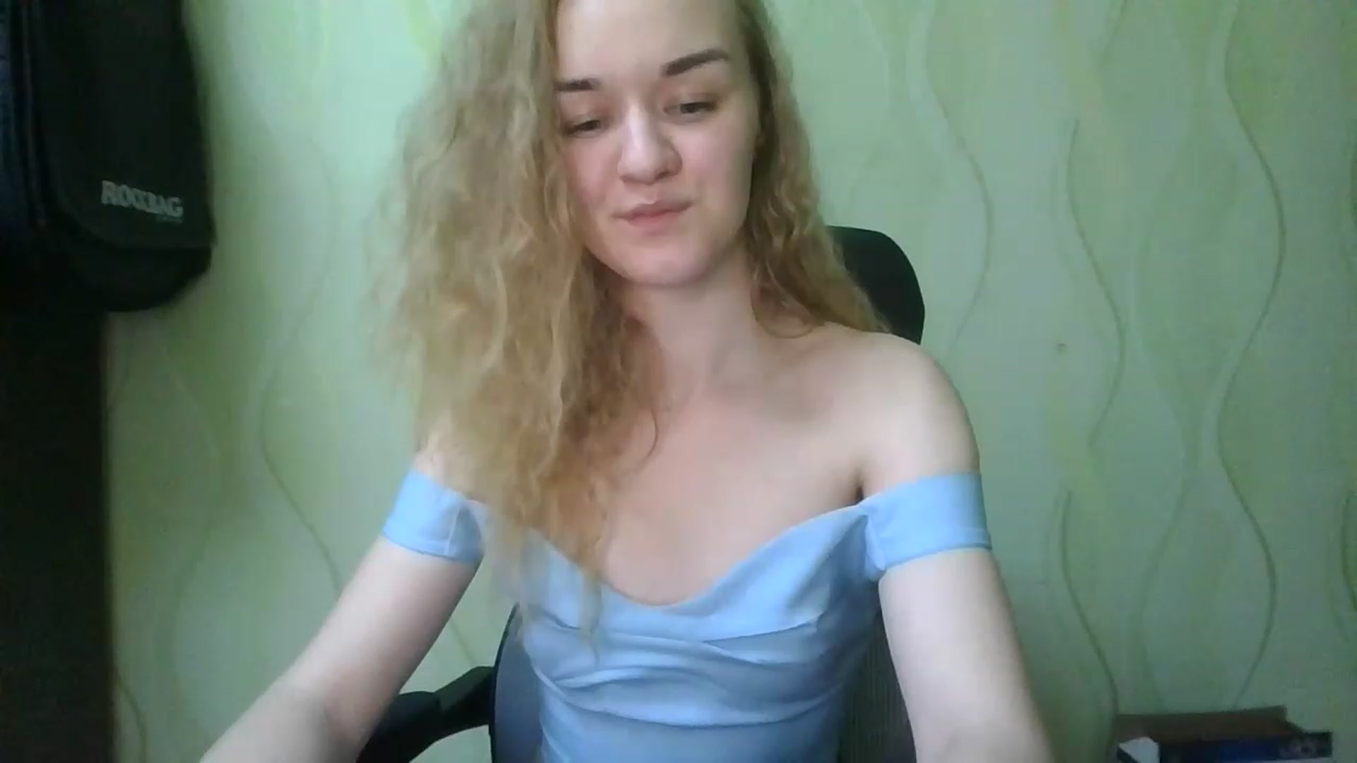Gallery image thumbnail from ScarletChase's myfreecams stream on, 11/17/2022, 16:06 image 16 of 20