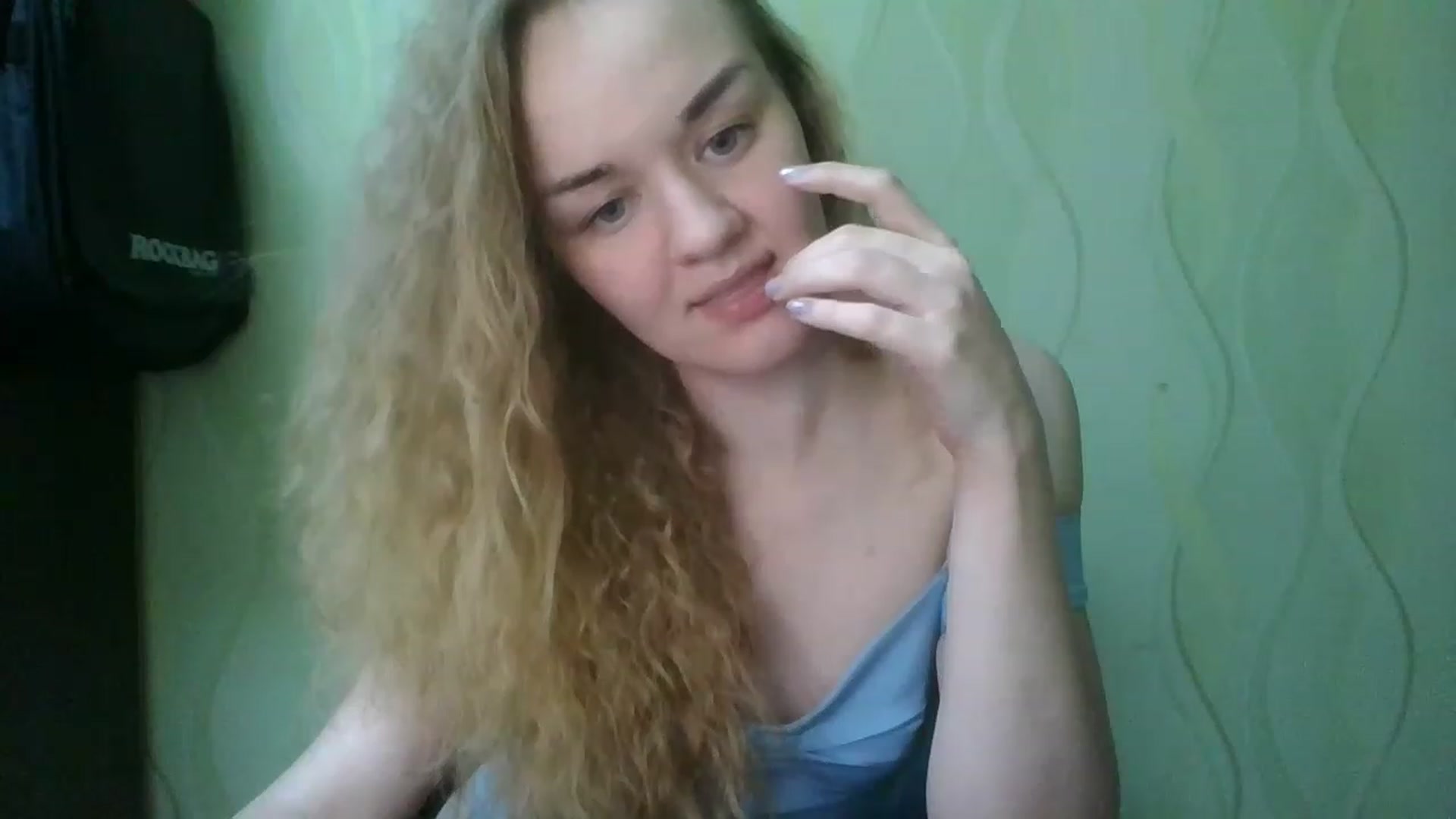 Gallery image thumbnail from ScarletChase's myfreecams stream on, 11/17/2022, 20:31 image 9 of 20