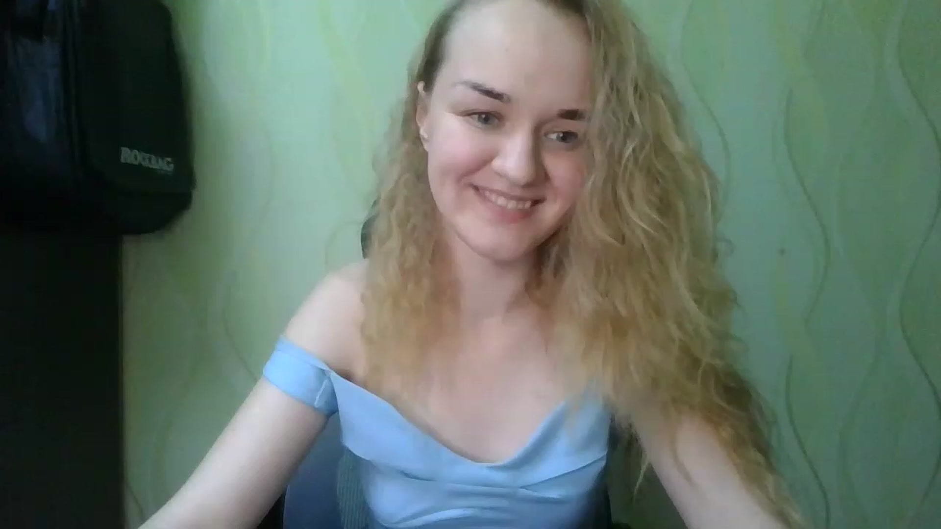 Gallery image thumbnail from ScarletChase's myfreecams stream on, 11/17/2022, 22:20 image 18 of 20