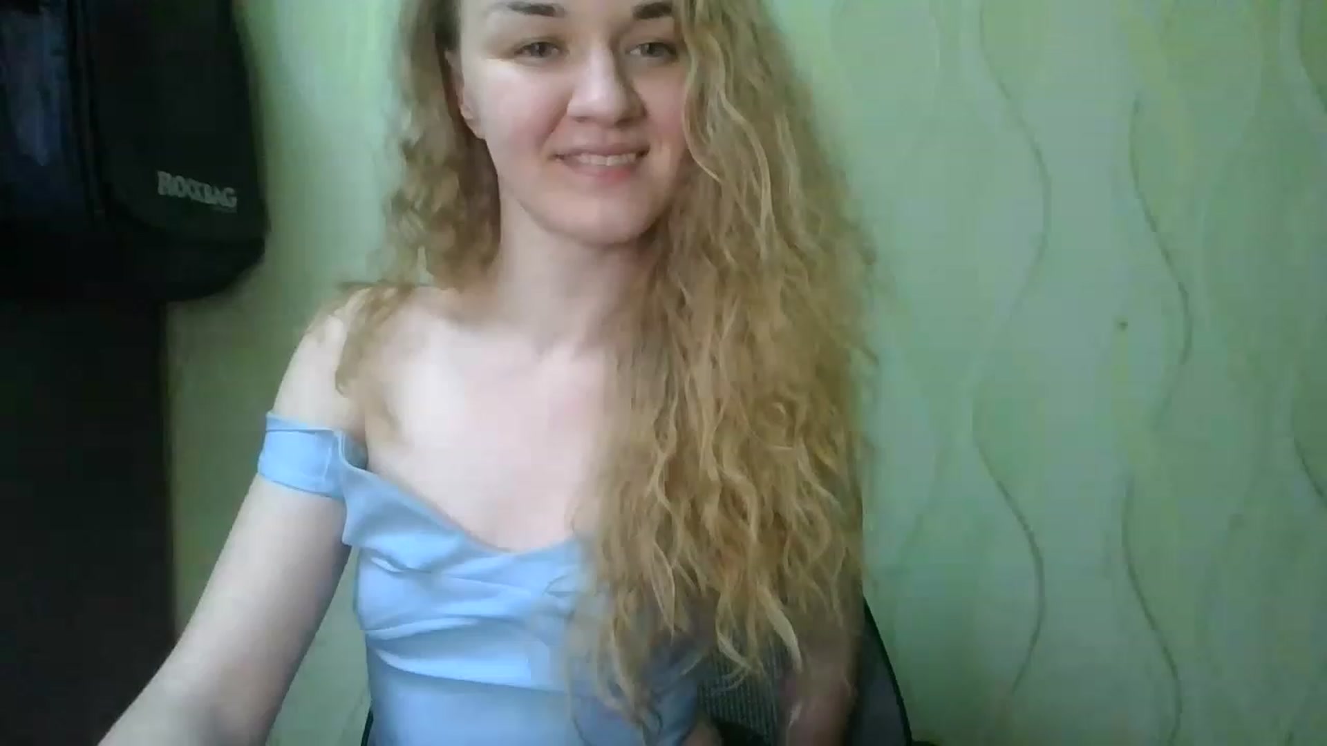 Gallery image thumbnail from ScarletChase's myfreecams stream on, 11/17/2022, 22:20 image 3 of 20