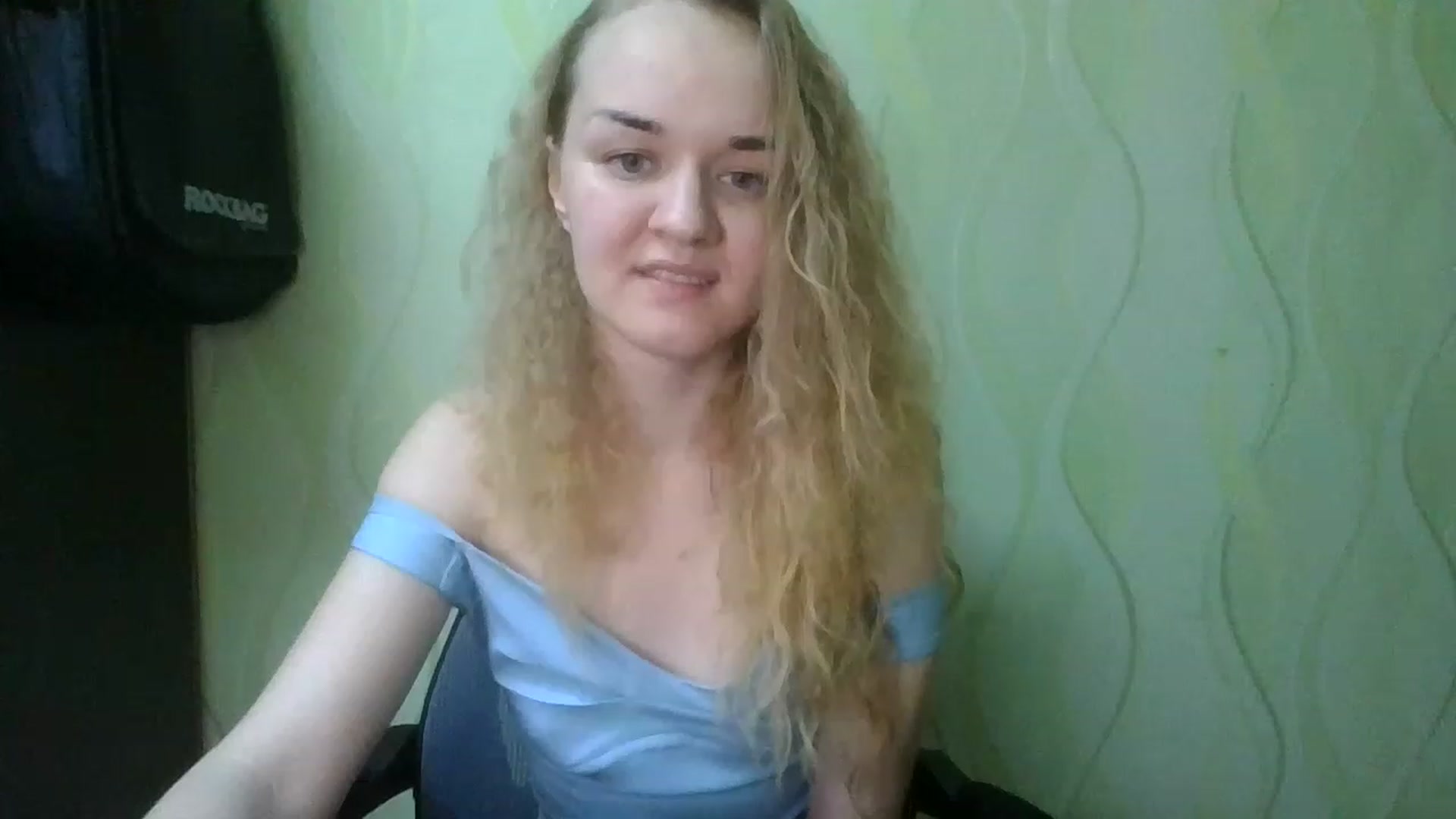 Gallery image thumbnail from ScarletChase's myfreecams stream on, 11/17/2022, 22:20 image 13 of 20