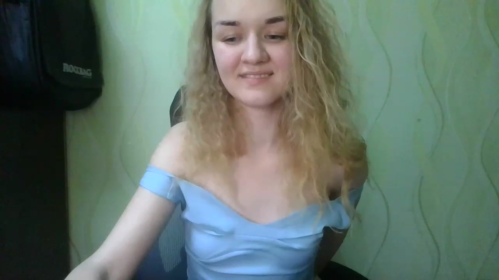 Gallery image thumbnail from ScarletChase's myfreecams stream on, 11/17/2022, 22:20 image 10 of 20