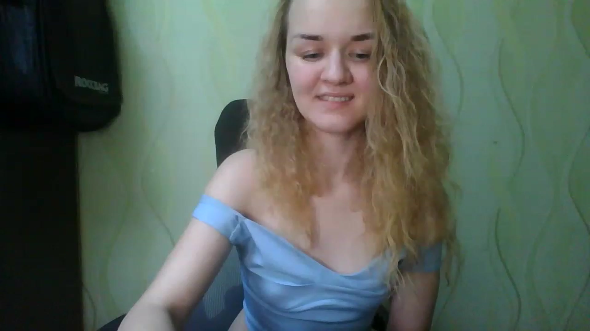 Gallery image thumbnail from ScarletChase's myfreecams stream on, 11/17/2022, 22:20 image 12 of 20
