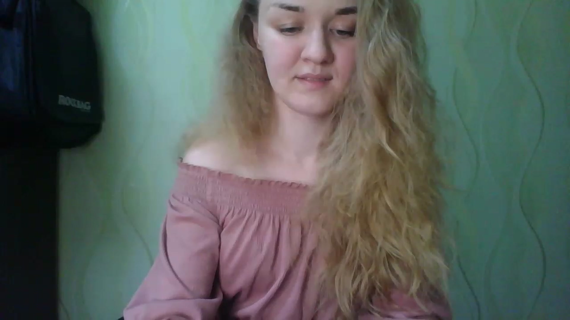 Gallery image thumbnail from ScarletChase's myfreecams stream on, 11/18/2022, 13:15 image 3 of 20